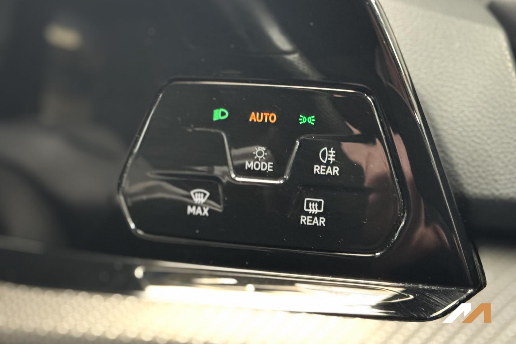 Volkswagen Golf 1.5 TSI R-Line Hatchback 5dr Petrol Manual Euro 6 (s/s) (130 ps)