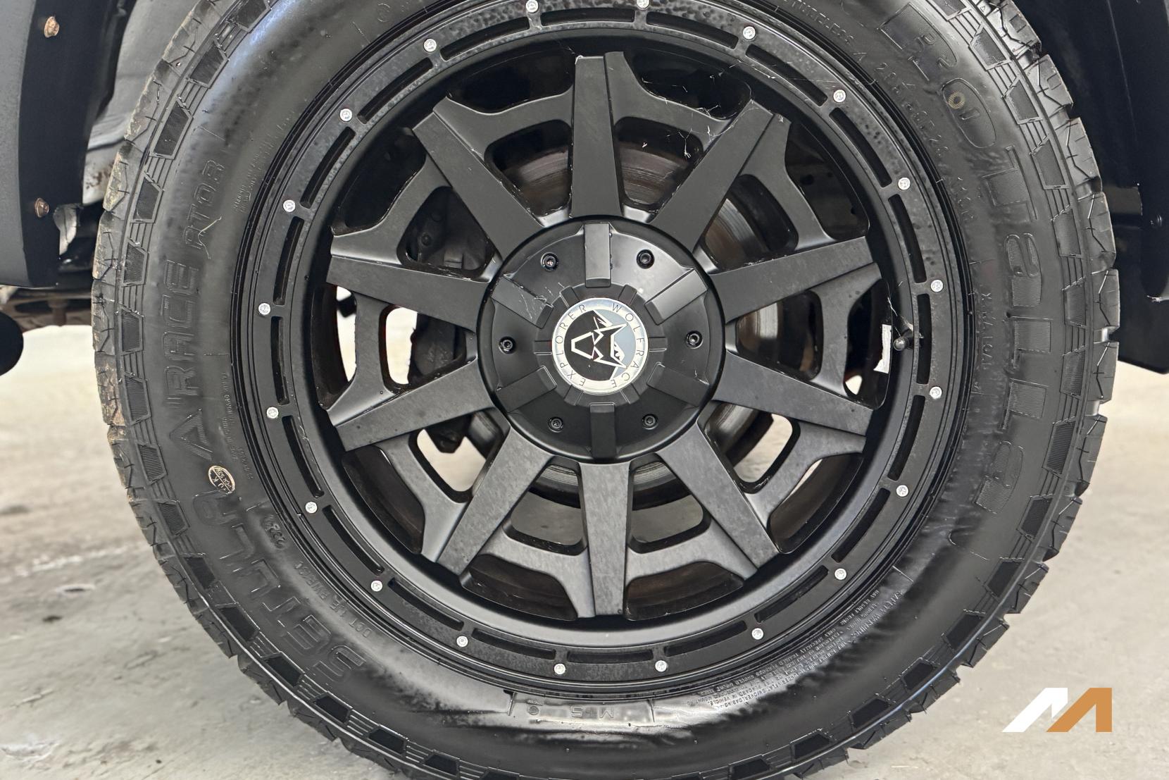 Toyota Hilux 2.4 D-4D Active Pickup Double Cab 4dr Diesel Manual 4WD Euro 6 (s/s) (150 ps)