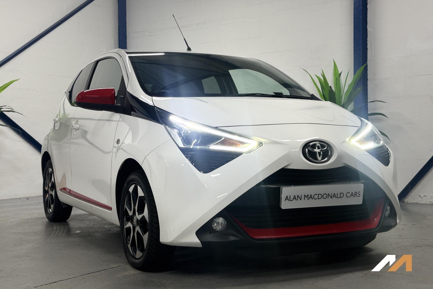 Toyota AYGO 1.0 VVT-i x-trend Hatchback 5dr Petrol Manual Euro 6 (Safety Sense) (71 ps)