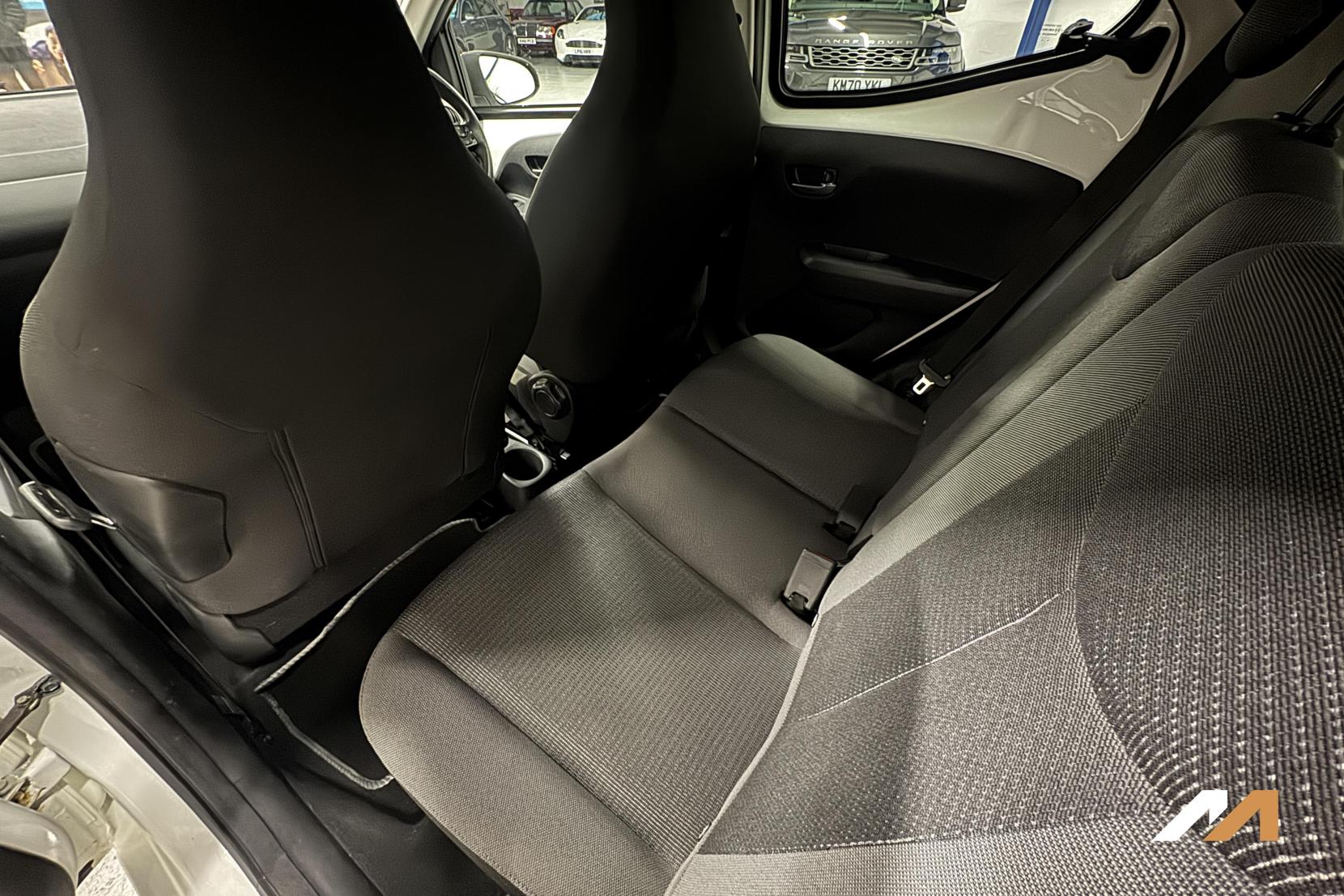 Toyota AYGO 1.0 VVT-i x-trend Hatchback 5dr Petrol Manual Euro 6 (Safety Sense) (71 ps)