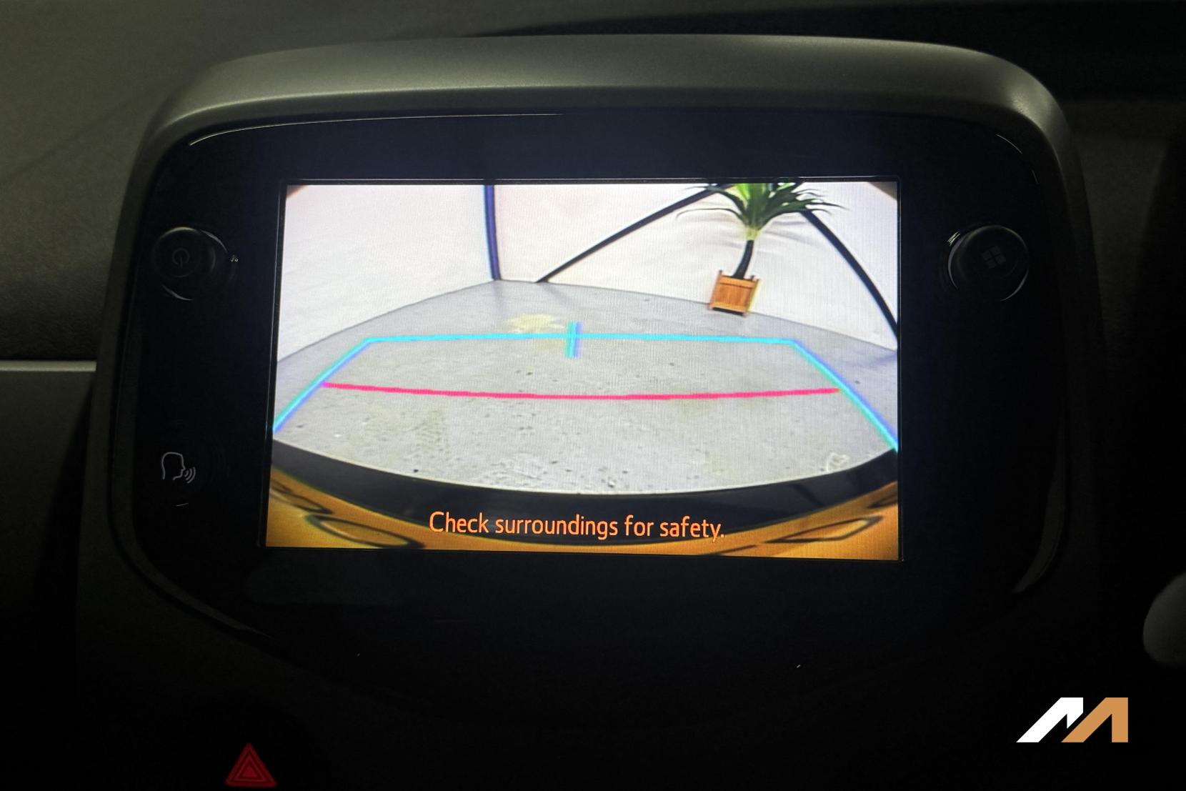 Toyota AYGO 1.0 VVT-i x-trend Hatchback 5dr Petrol Manual Euro 6 (Safety Sense) (71 ps)