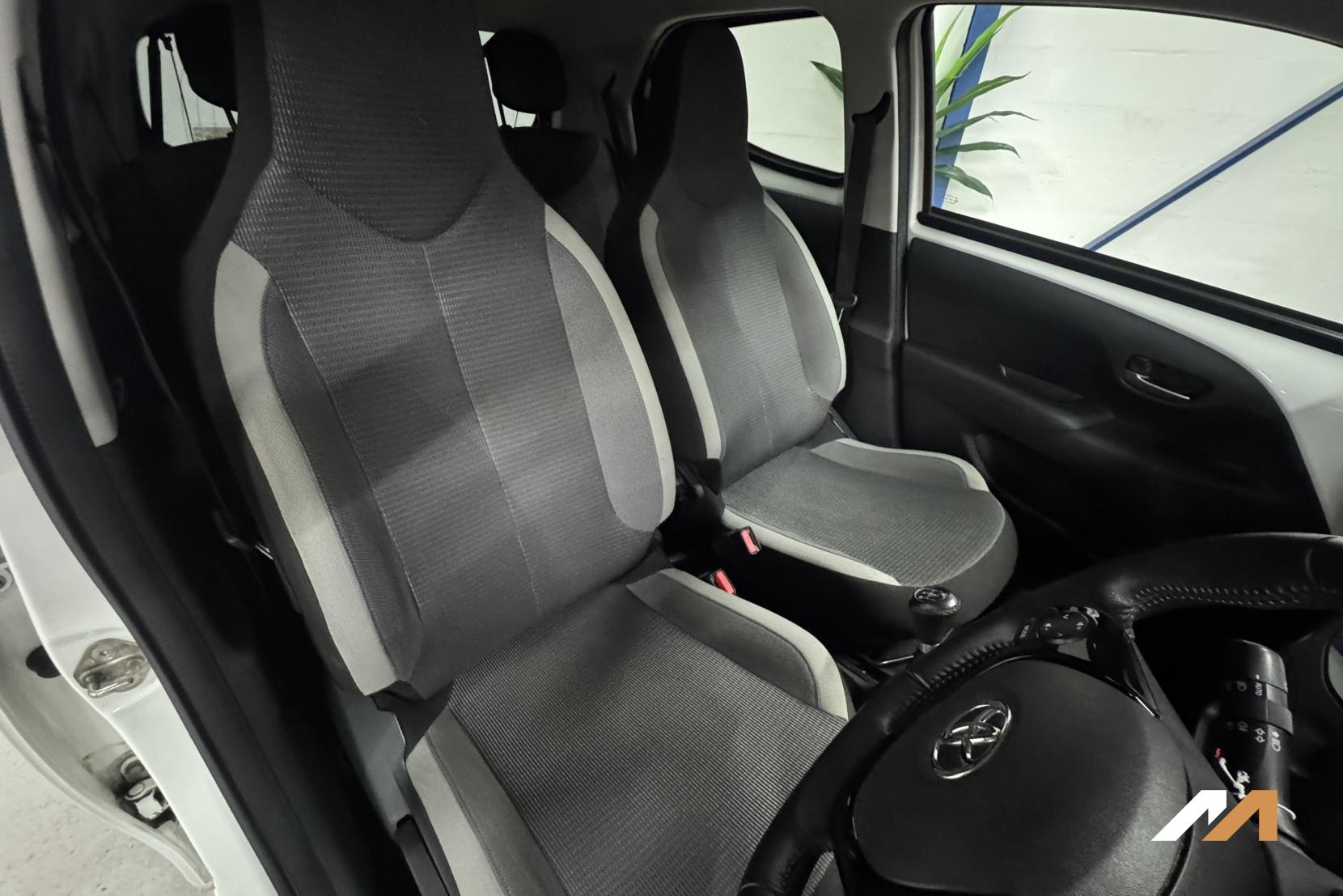 Toyota AYGO 1.0 VVT-i x-trend Hatchback 5dr Petrol Manual Euro 6 (Safety Sense) (71 ps)