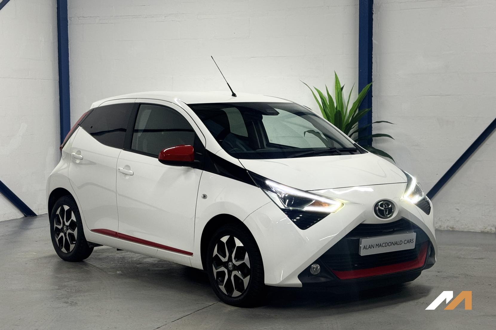 Toyota AYGO 1.0 VVT-i x-trend Hatchback 5dr Petrol Manual Euro 6 (Safety Sense) (71 ps)