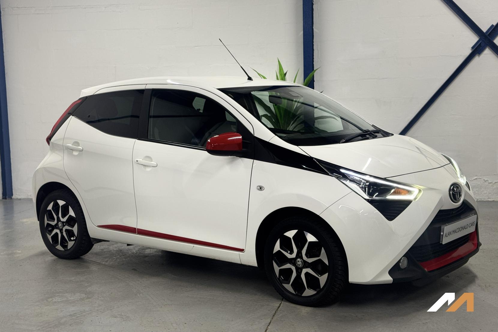 Toyota AYGO 1.0 VVT-i x-trend Hatchback 5dr Petrol Manual Euro 6 (Safety Sense) (71 ps)
