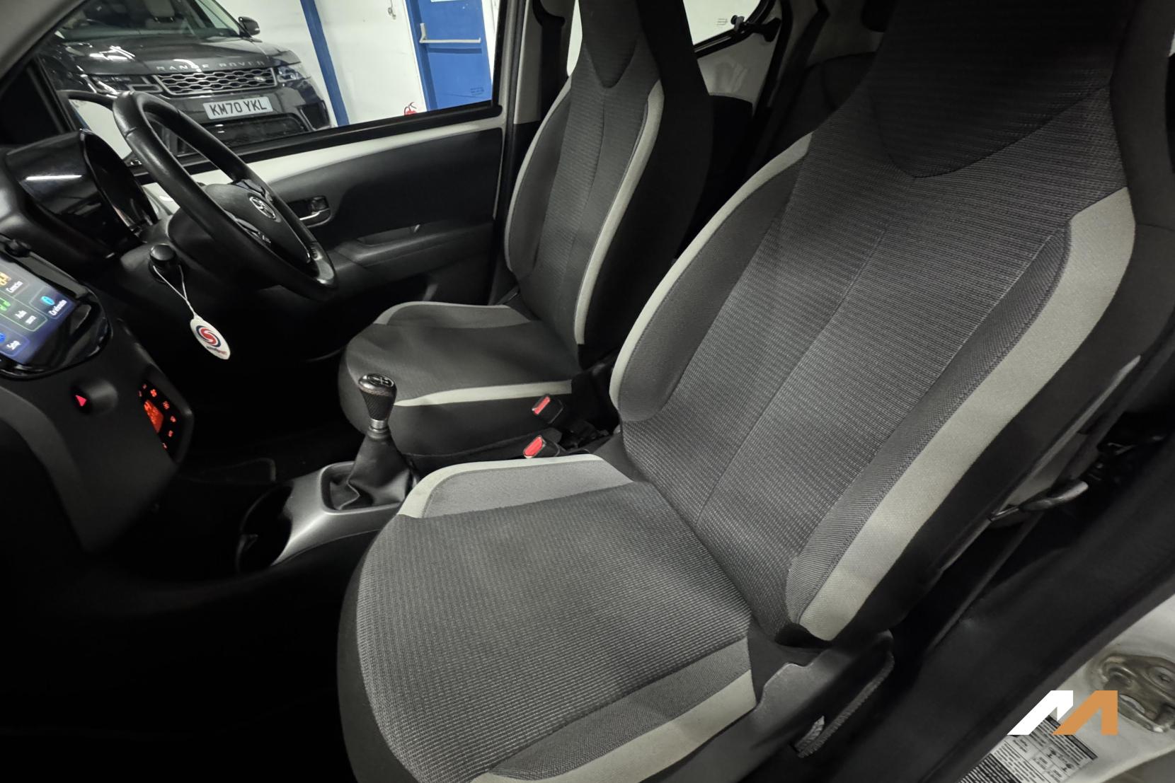 Toyota AYGO 1.0 VVT-i x-trend Hatchback 5dr Petrol Manual Euro 6 (Safety Sense) (71 ps)