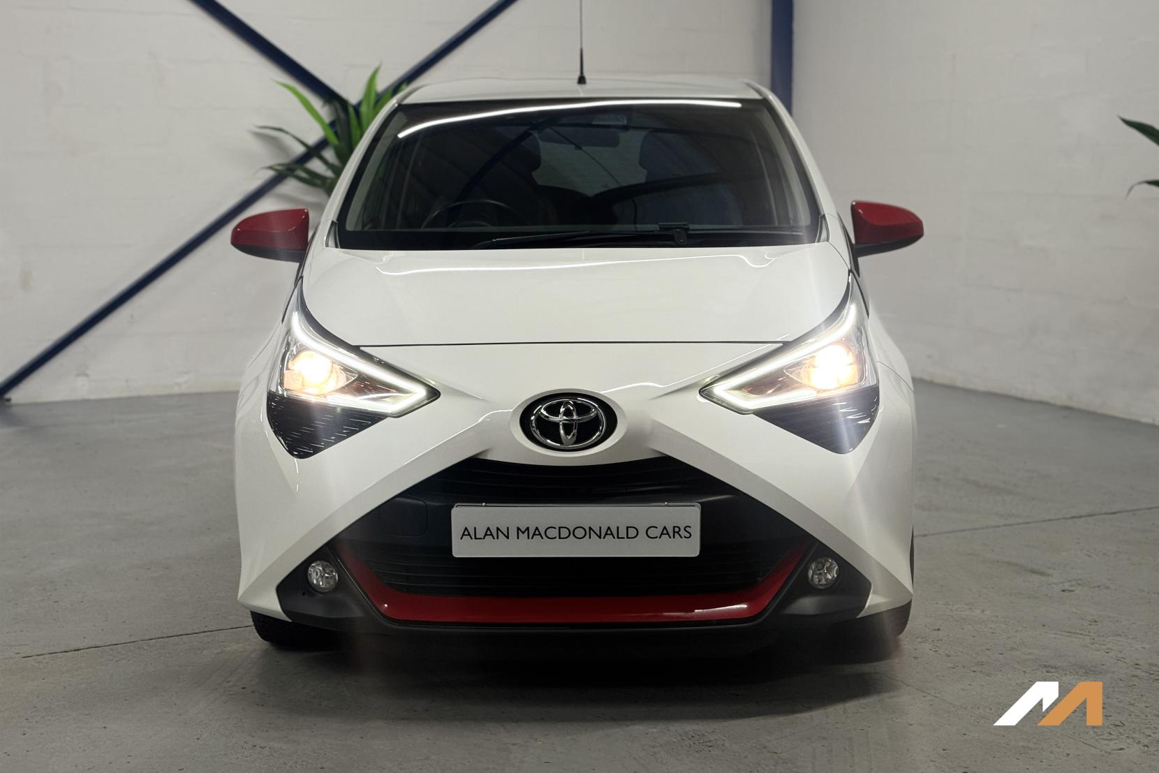 Toyota AYGO 1.0 VVT-i x-trend Hatchback 5dr Petrol Manual Euro 6 (Safety Sense) (71 ps)