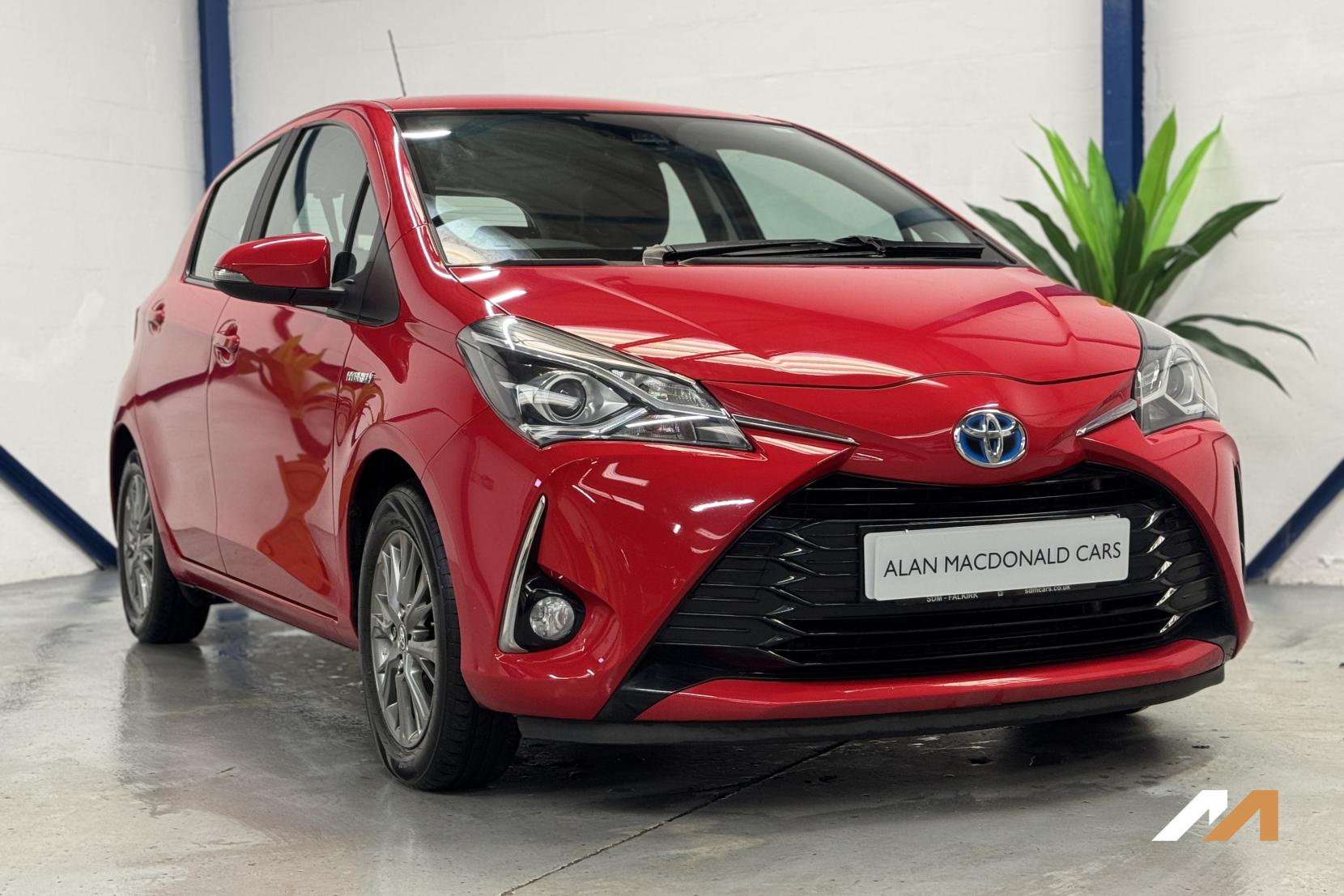 Toyota Yaris 1.5 VVT-h Icon Hatchback 5dr Petrol Hybrid E-CVT Euro 6 (s/s) (100 ps)