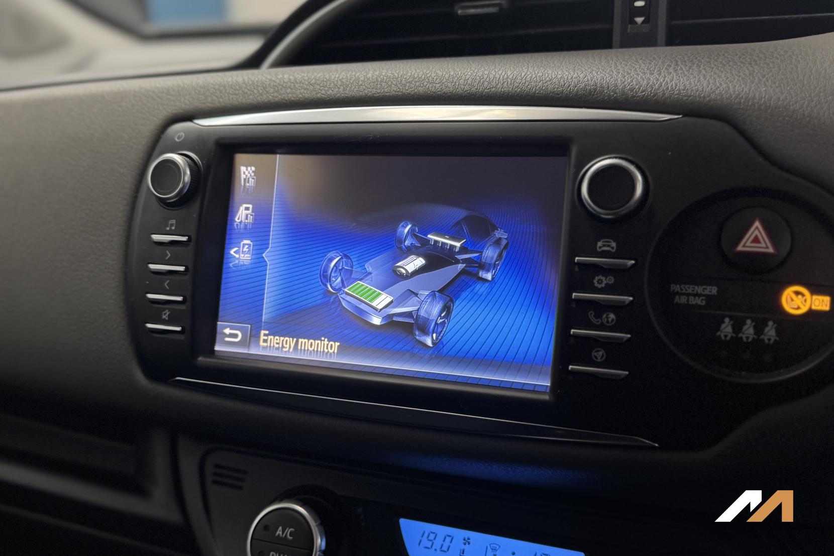 Toyota Yaris 1.5 VVT-h Icon Hatchback 5dr Petrol Hybrid E-CVT Euro 6 (s/s) (100 ps)