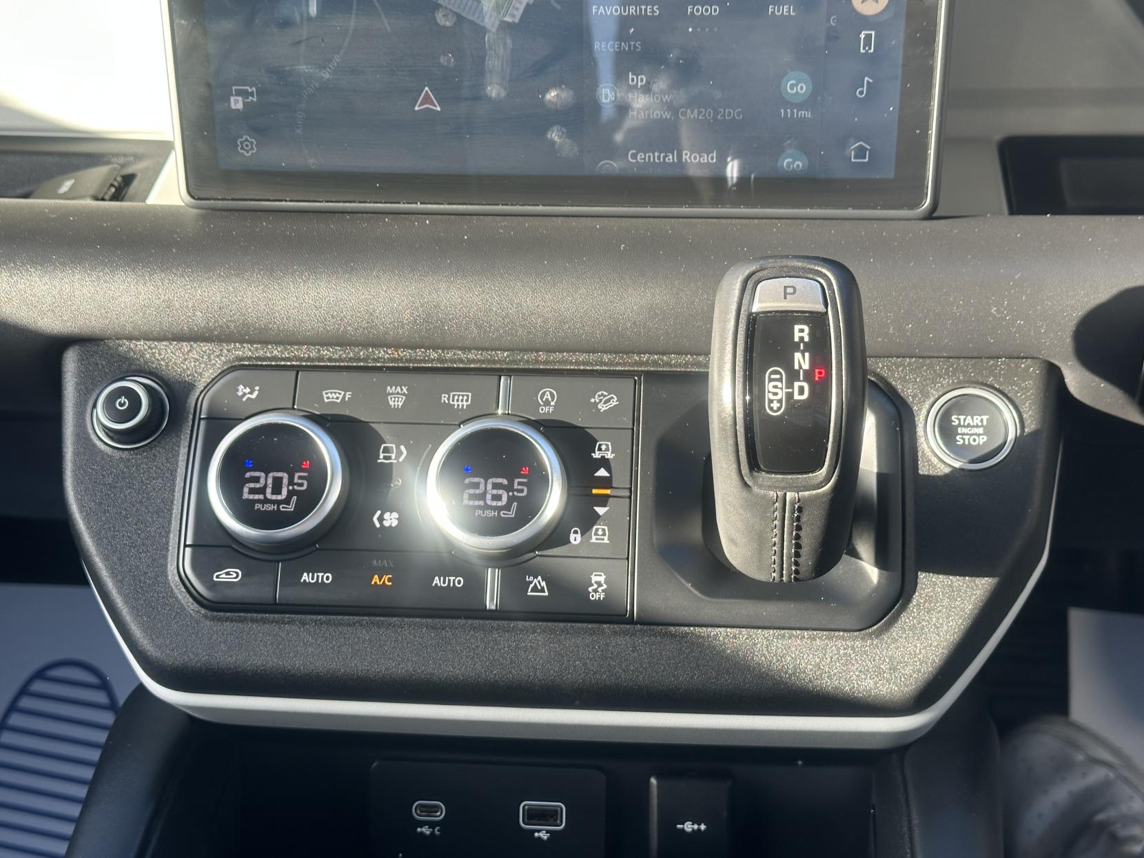 Land Rover Defender 110 2.0 Si4 SE SUV 5dr Petrol Auto 4WD Euro 6 (s/s) (300 ps)