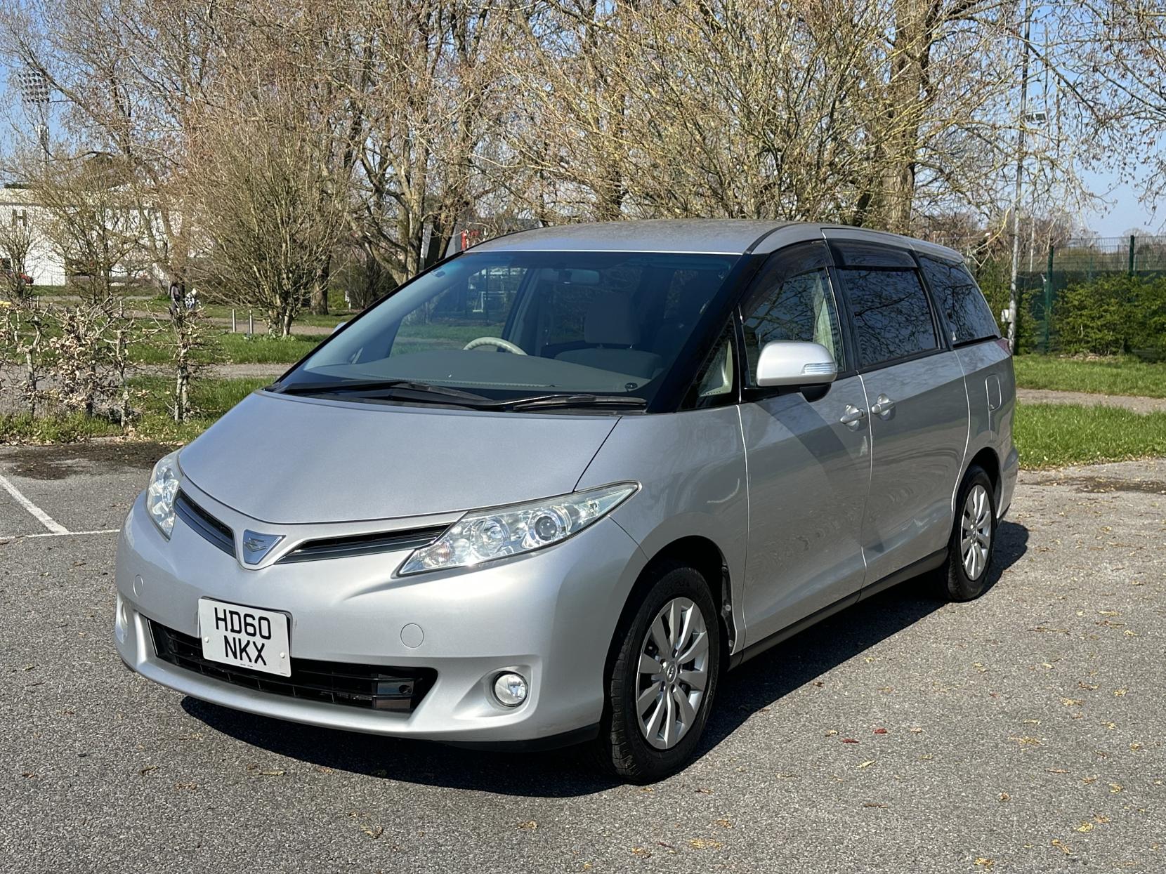 Toyota Estima 2.4 L 2010 TOYOTA ESTIMA 2.4 8 Seater Automatic petrol Silver 5 dr