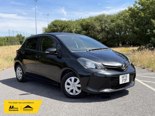 Toyota Vitz 1.0 2015 TOYOTA VITZ 1.0 Automatic Petrol Black 5dr