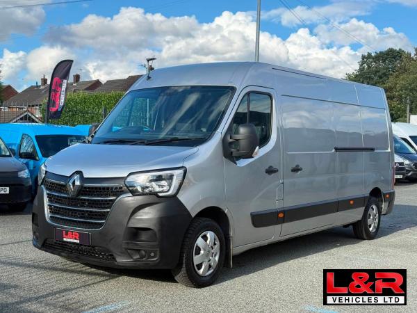 Renault Master 2.3 dCi ENERGY 35 Business+ Panel Van 4dr Diesel Manual FWD LWB Medium Roof Euro 6 (s/s) (150 bhp)