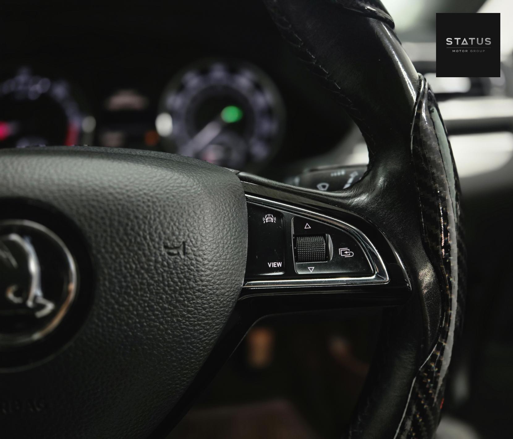 Skoda Superb 2.0 TDI SE L Executive Estate 5dr Diesel DSG Euro 6 (s/s) (150 ps)