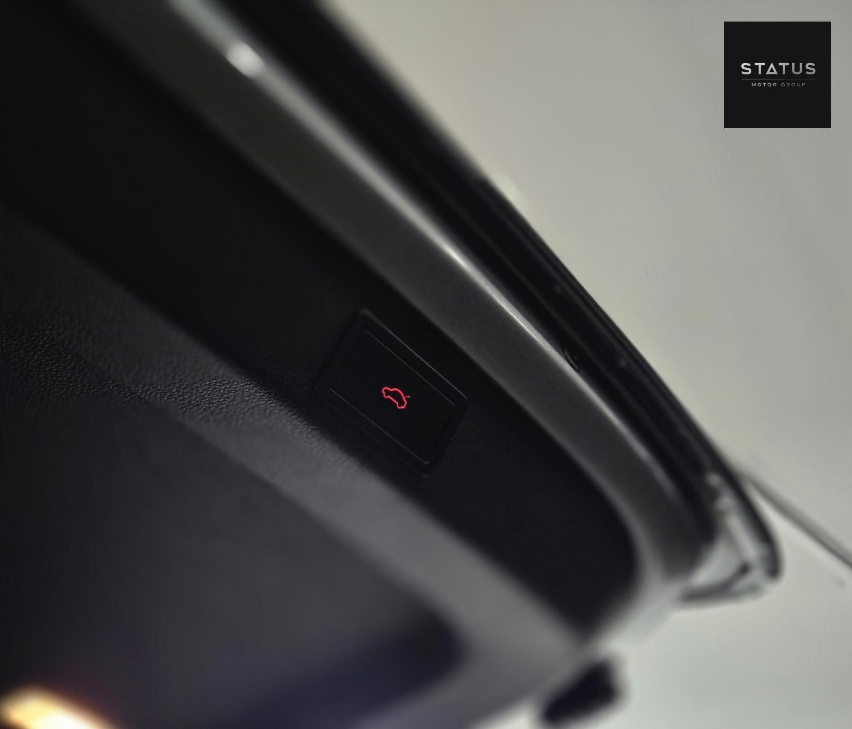 Skoda Superb 2.0 TDI SE L Executive Estate 5dr Diesel DSG Euro 6 (s/s) (150 ps)