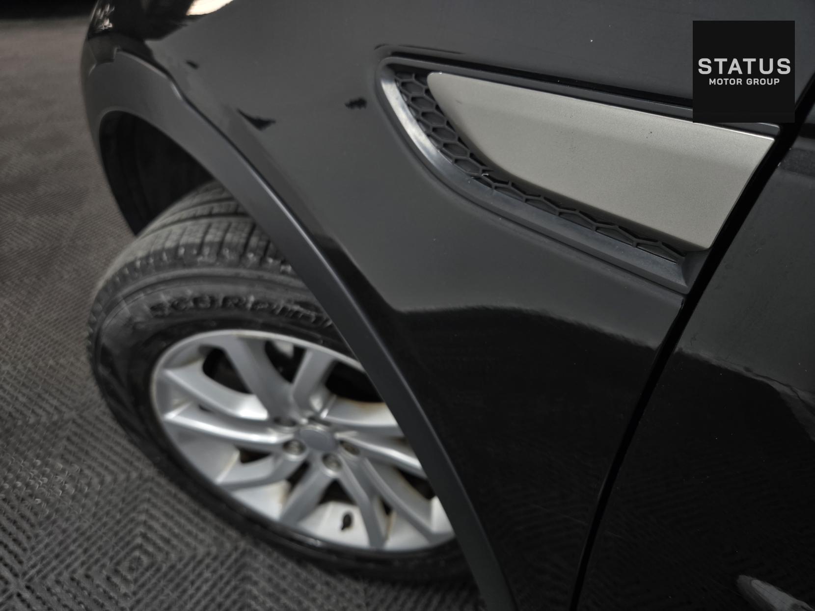 Land Rover Discovery Sport 2.0 TD4 SE Tech SUV 5dr Diesel Auto 4WD Euro 6 (s/s) (180 ps)