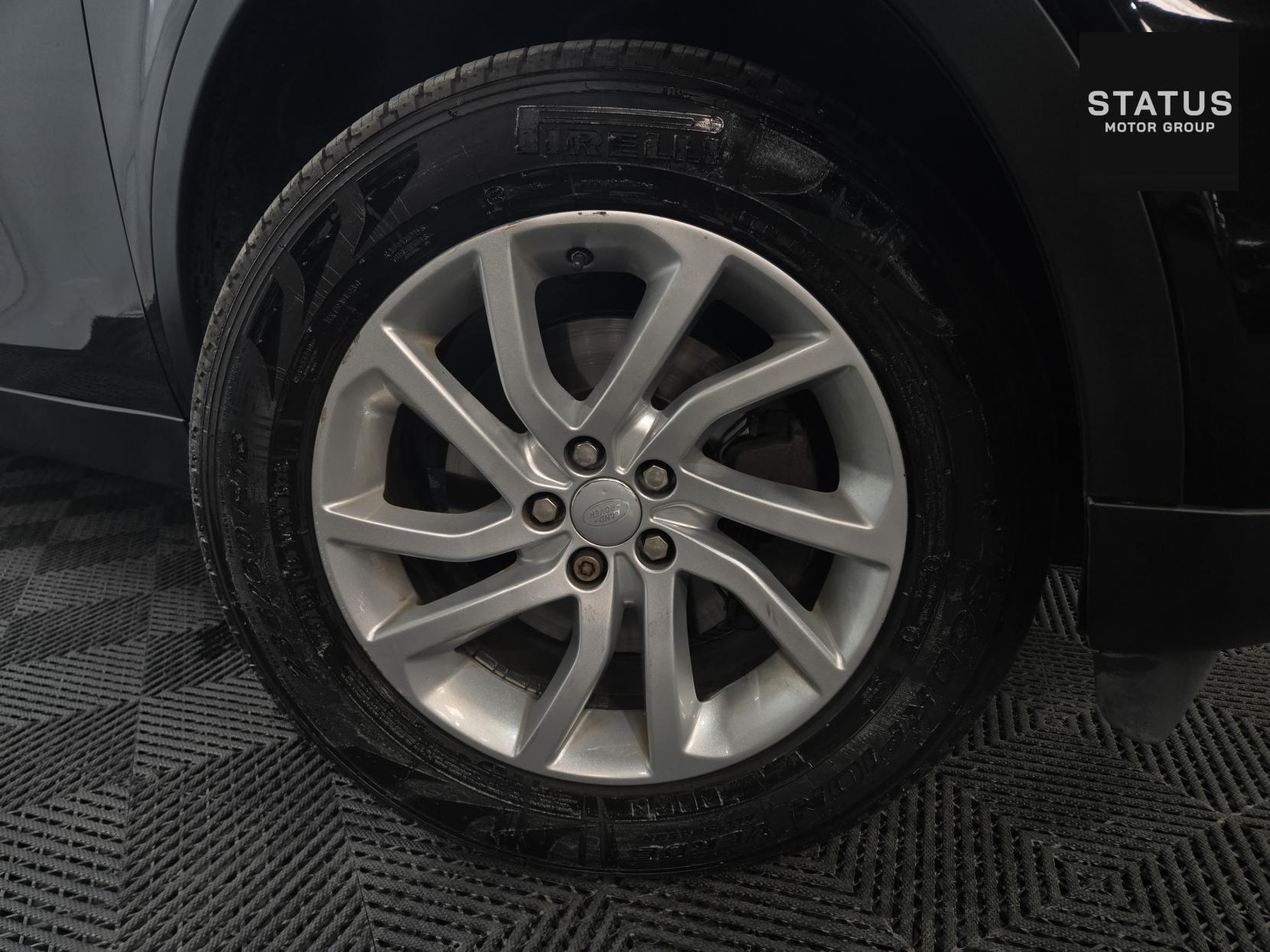Land Rover Discovery Sport 2.0 TD4 SE Tech SUV 5dr Diesel Auto 4WD Euro 6 (s/s) (180 ps)