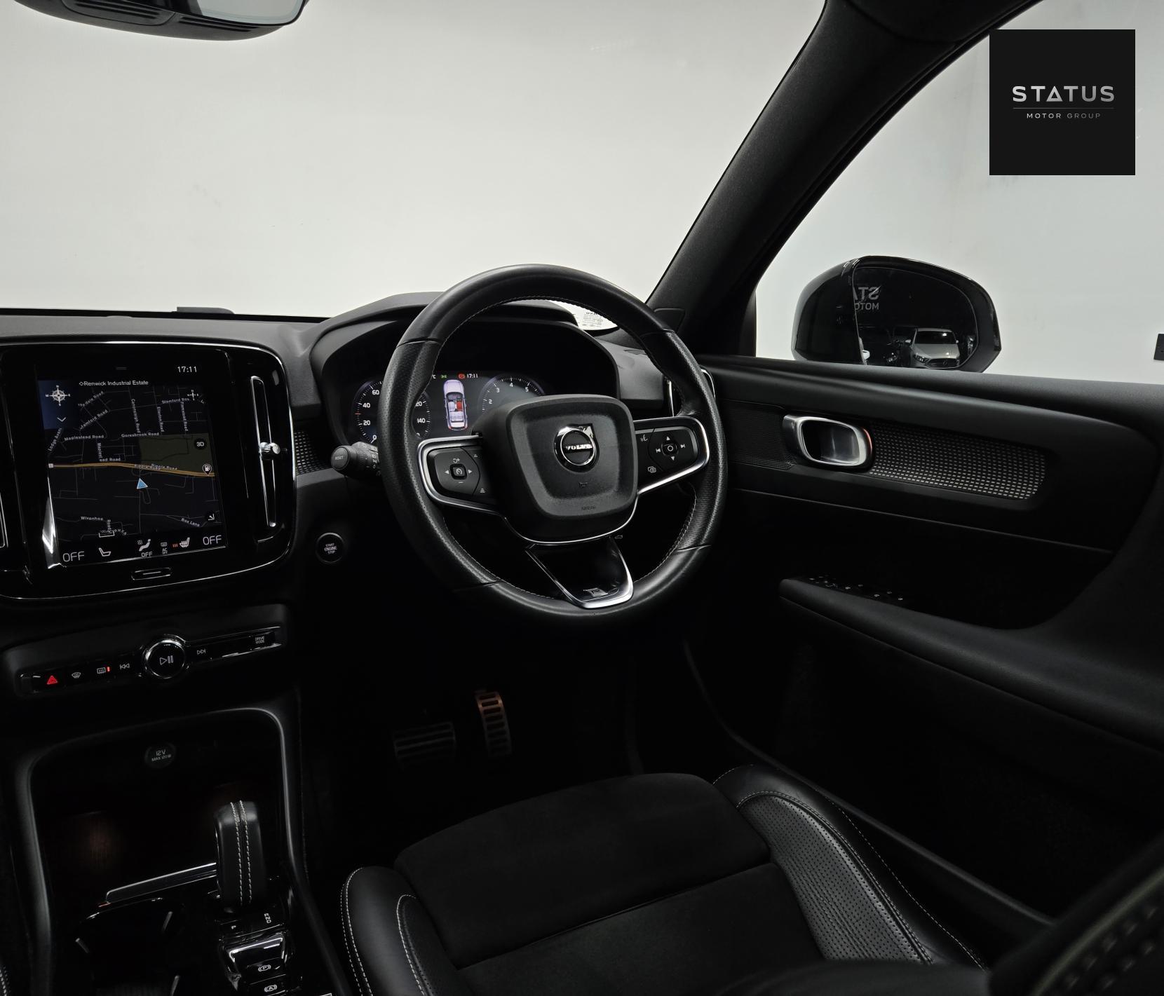 Volvo XC40 2.0 T5 R-Design SUV 5dr Petrol Auto AWD Euro 6 (s/s) (247 ps)