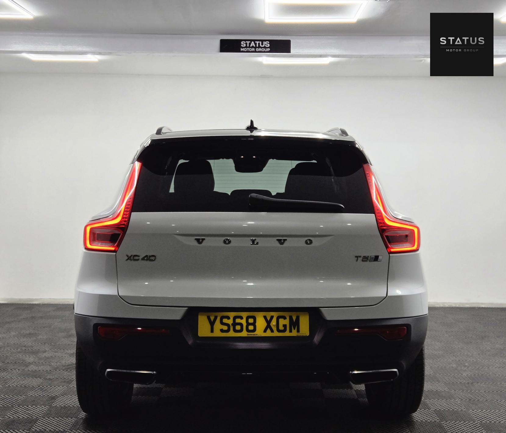 Volvo XC40 2.0 T5 R-Design SUV 5dr Petrol Auto AWD Euro 6 (s/s) (247 ps)