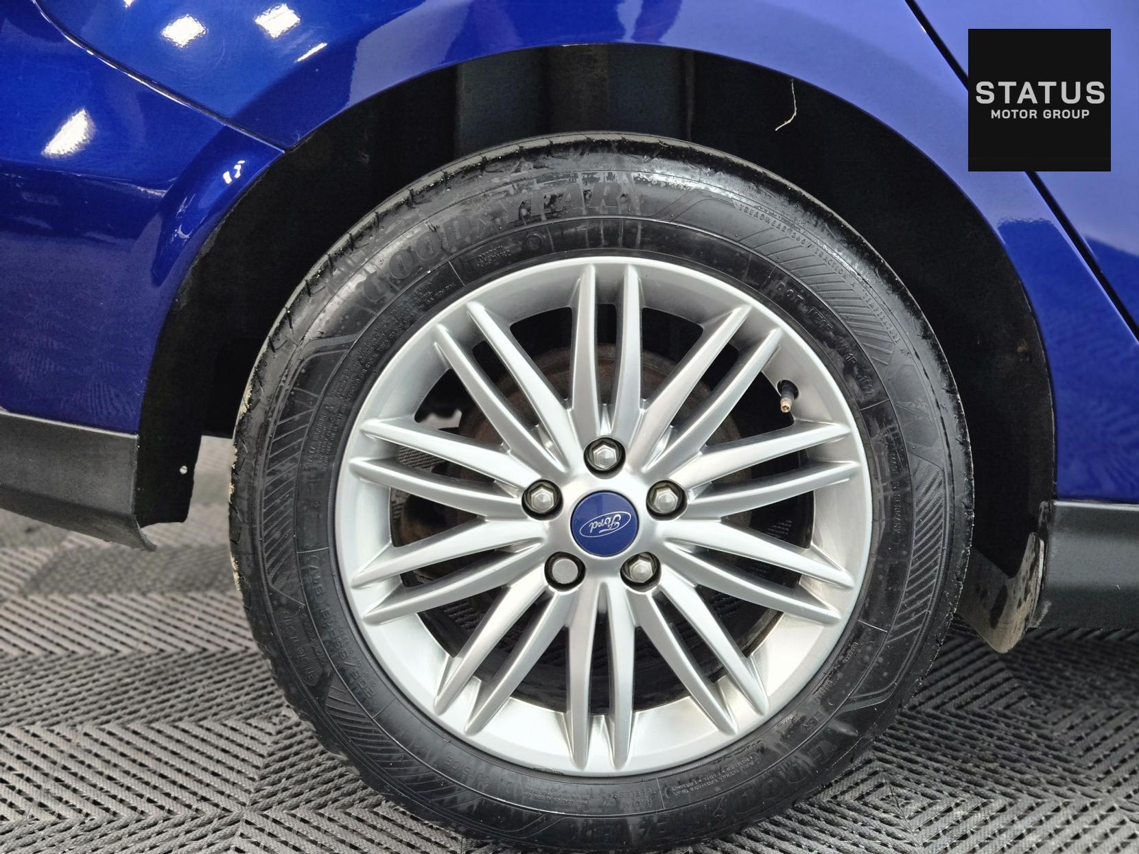Ford Focus 1.5 TDCi Zetec Edition Hatchback 5dr Diesel Manual Euro 6 (s/s) (120 ps)