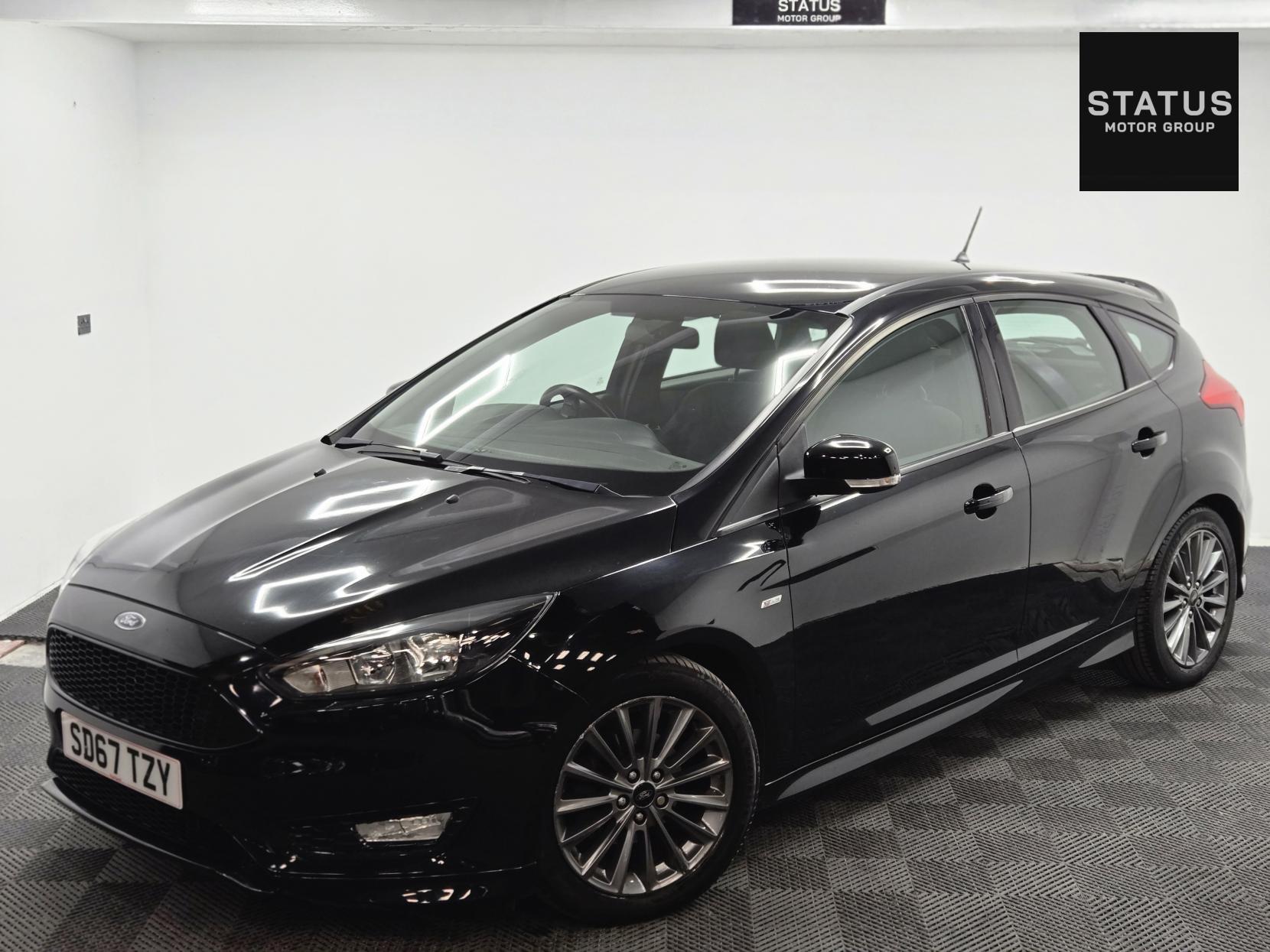 Ford Focus 1.5 TDCi ST-Line Hatchback 5dr Diesel Powershift Euro 6 (s/s) (120 ps)