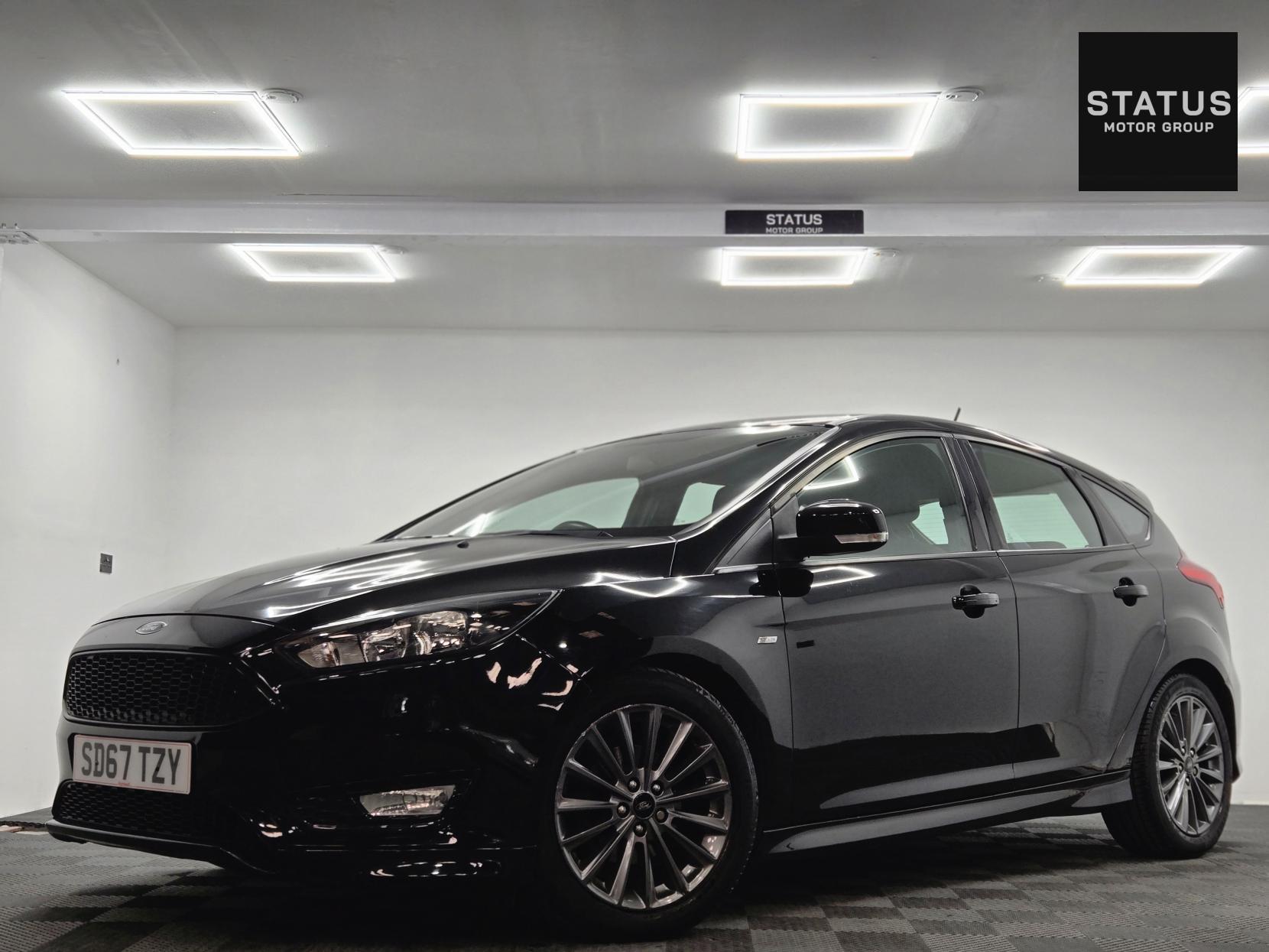 Ford Focus 1.5 TDCi ST-Line Hatchback 5dr Diesel Powershift Euro 6 (s/s) (120 ps)