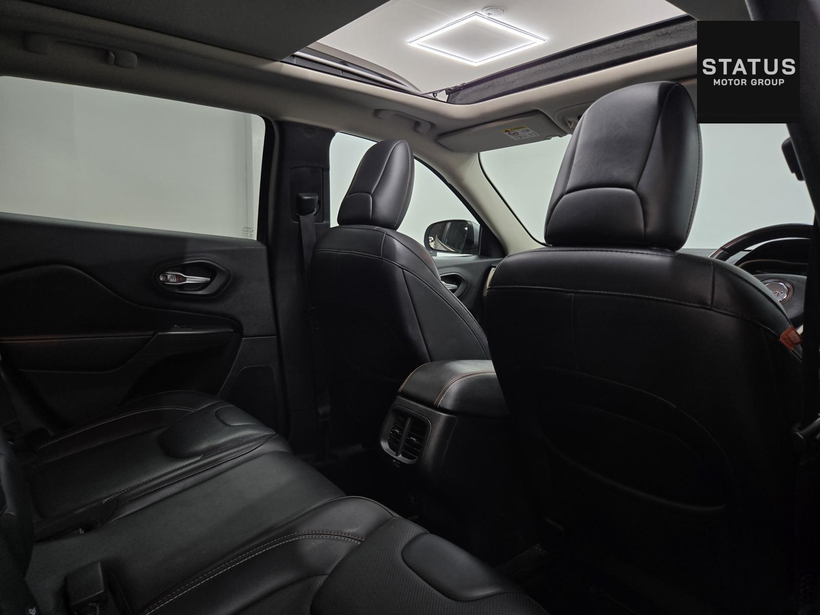 Jeep Cherokee 2.2 MultiJetII 75th Anniversary SUV 5dr Diesel Auto 4WD Euro 6 (s/s) (200 ps)