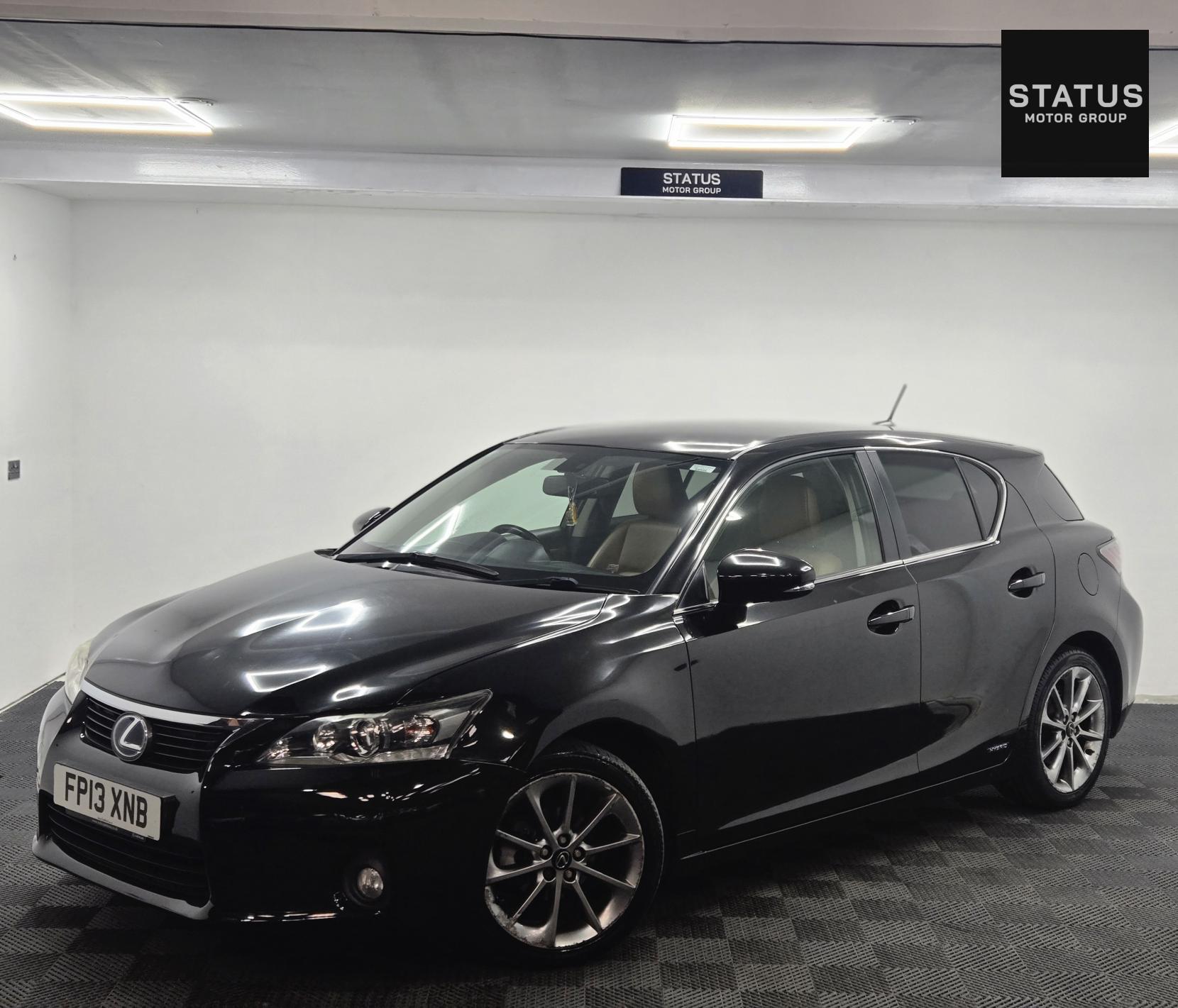 Lexus CT 1.8 200h Advance Hatchback 5dr Petrol Hybrid CVT Euro 5 (s/s) (136 ps)
