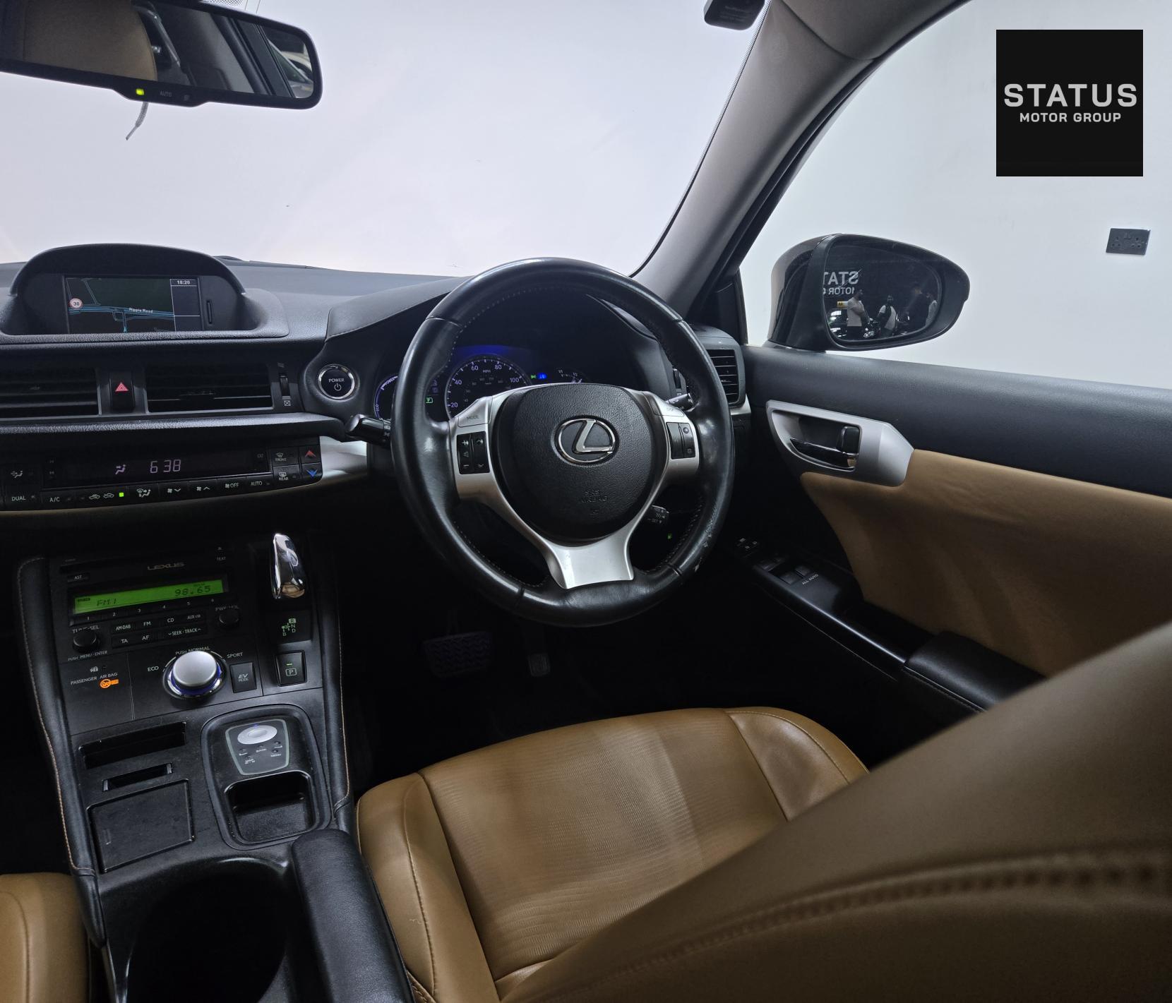 Lexus CT 1.8 200h Advance Hatchback 5dr Petrol Hybrid CVT Euro 5 (s/s) (136 ps)