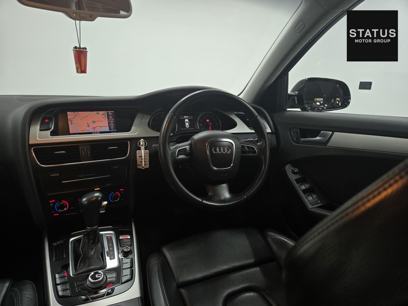 Audi A4 2.0 TFSI Dynamik Saloon 4dr Petrol S Tronic quattro Euro 5 (211 ps)