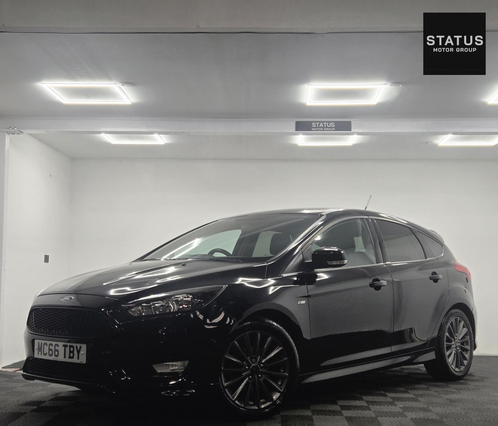 Ford Focus 1.5 TDCi ST-Line Hatchback 5dr Diesel Manual Euro 6 (s/s) (120 ps)