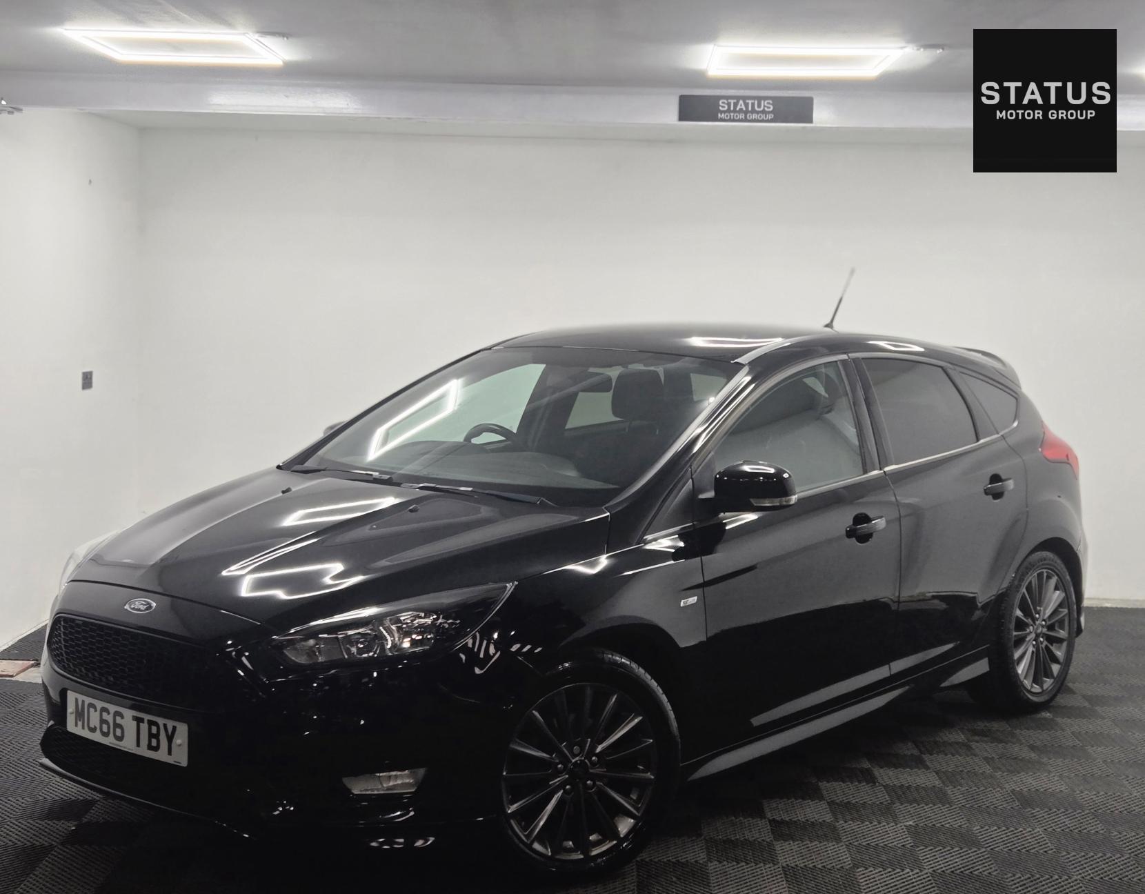 Ford Focus 1.5 TDCi ST-Line Hatchback 5dr Diesel Manual Euro 6 (s/s) (120 ps)
