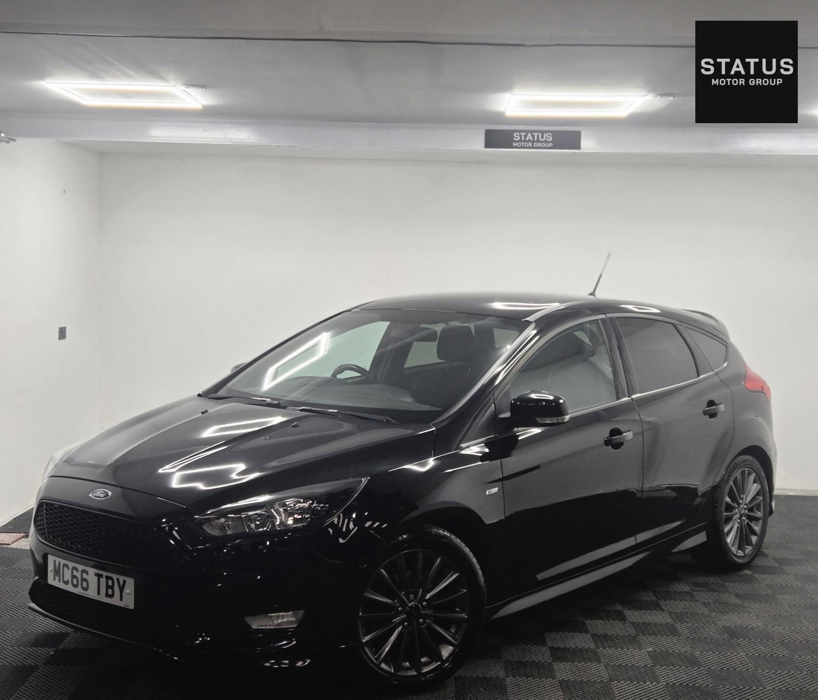 Ford Focus 1.5 TDCi ST-Line Hatchback 5dr Diesel Manual Euro 6 (s/s) (120 ps)