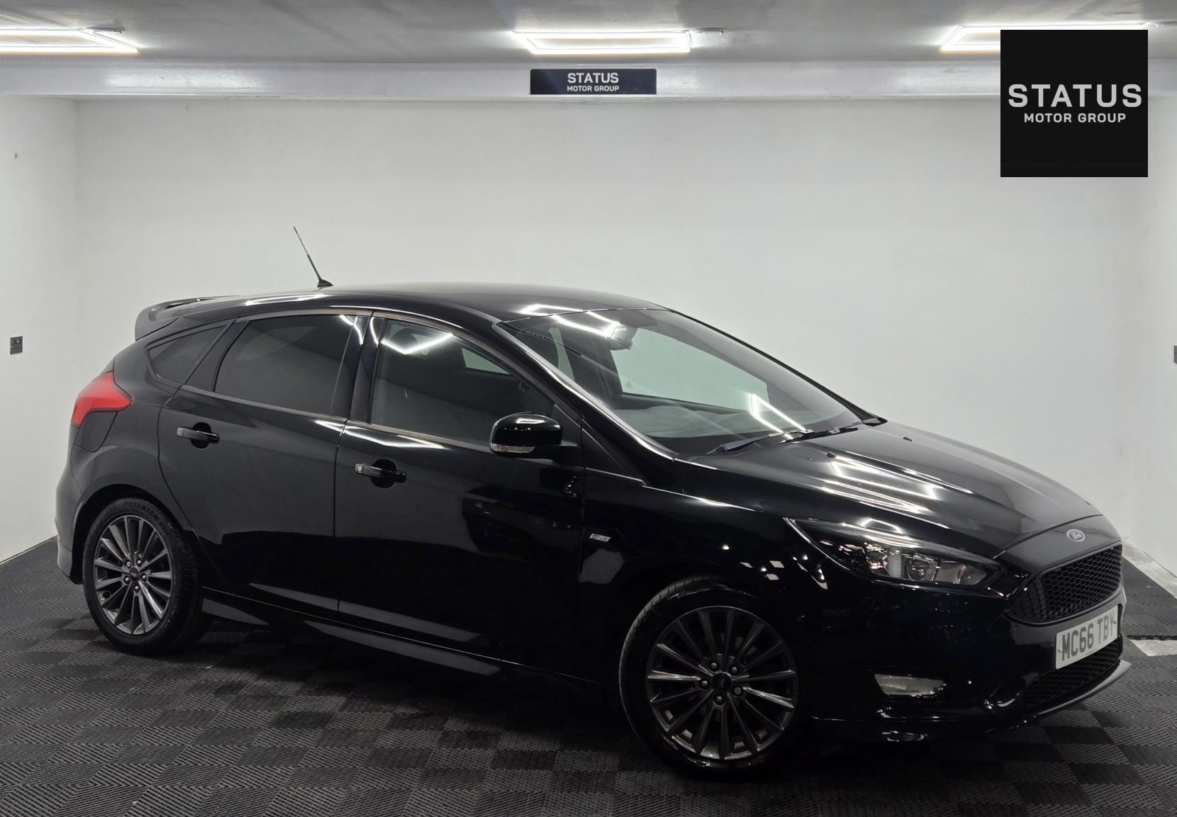 Ford Focus 1.5 TDCi ST-Line Hatchback 5dr Diesel Manual Euro 6 (s/s) (120 ps)