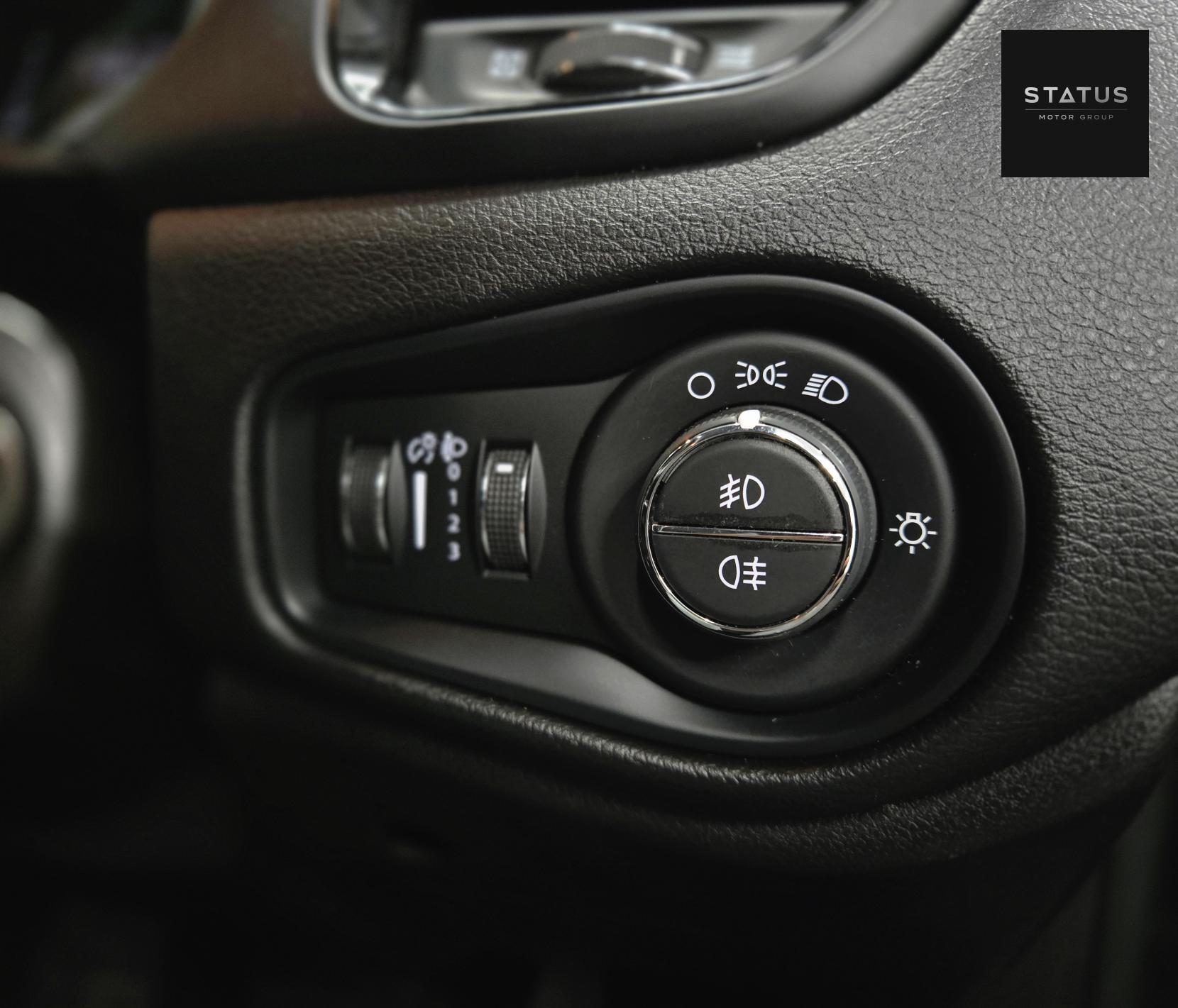 Jeep Renegade 1.3 GSE T4 Night Eagle SUV 5dr Petrol DDCT Euro 6 (s/s) (150 ps)