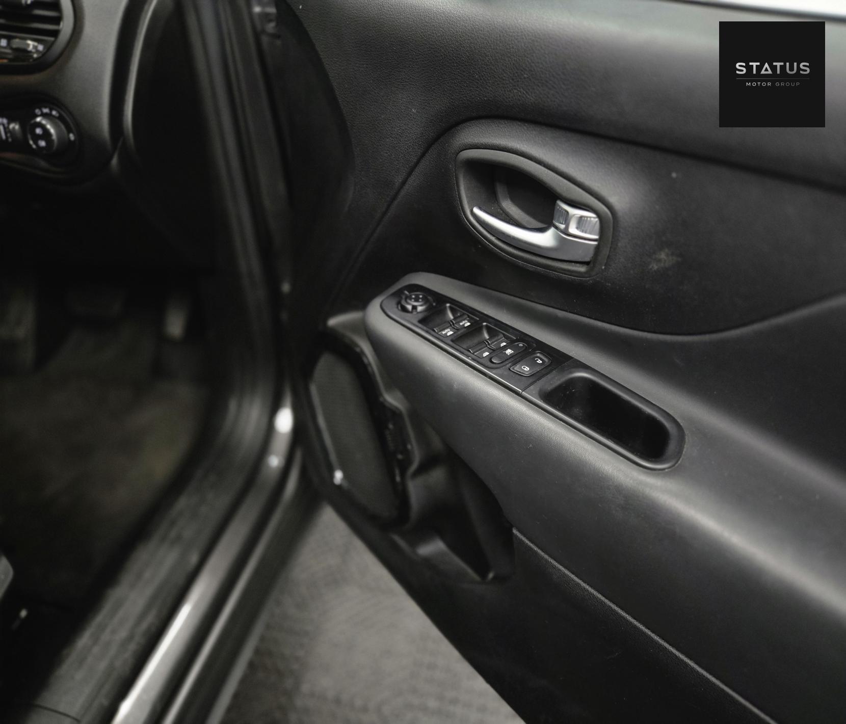 Jeep Renegade 1.3 GSE T4 Night Eagle SUV 5dr Petrol DDCT Euro 6 (s/s) (150 ps)