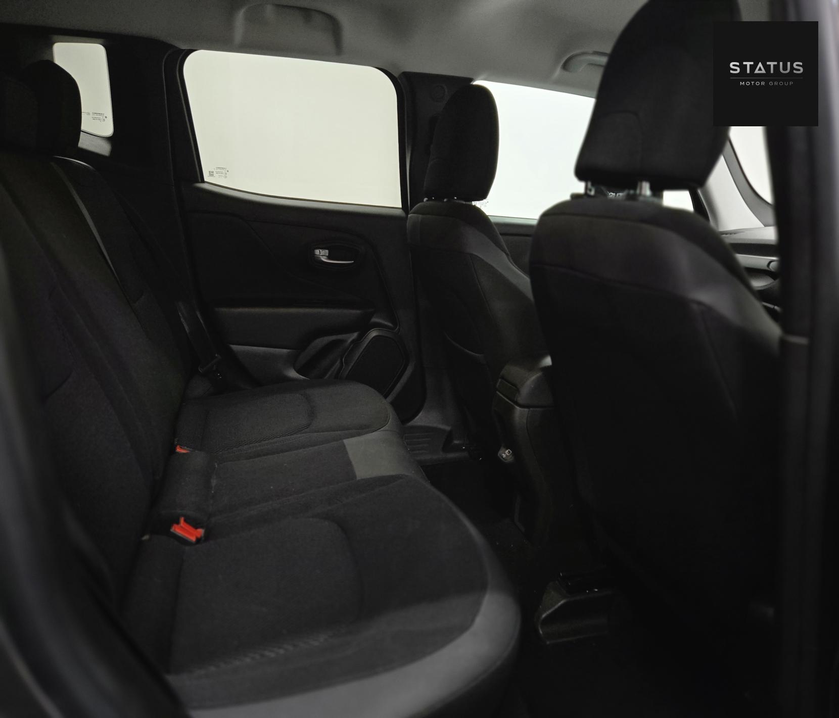 Jeep Renegade 1.3 GSE T4 Night Eagle SUV 5dr Petrol DDCT Euro 6 (s/s) (150 ps)