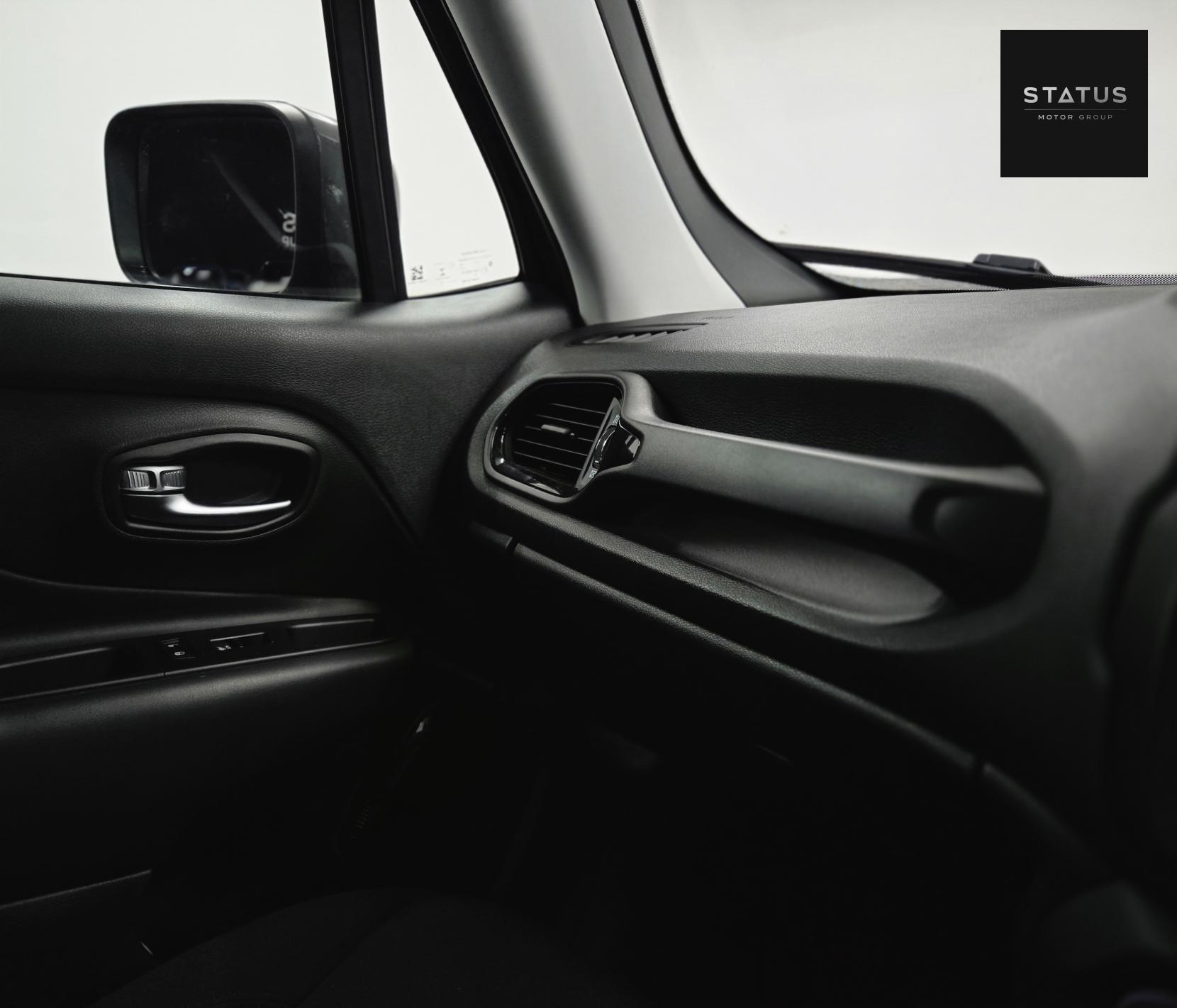 Jeep Renegade 1.3 GSE T4 Night Eagle SUV 5dr Petrol DDCT Euro 6 (s/s) (150 ps)