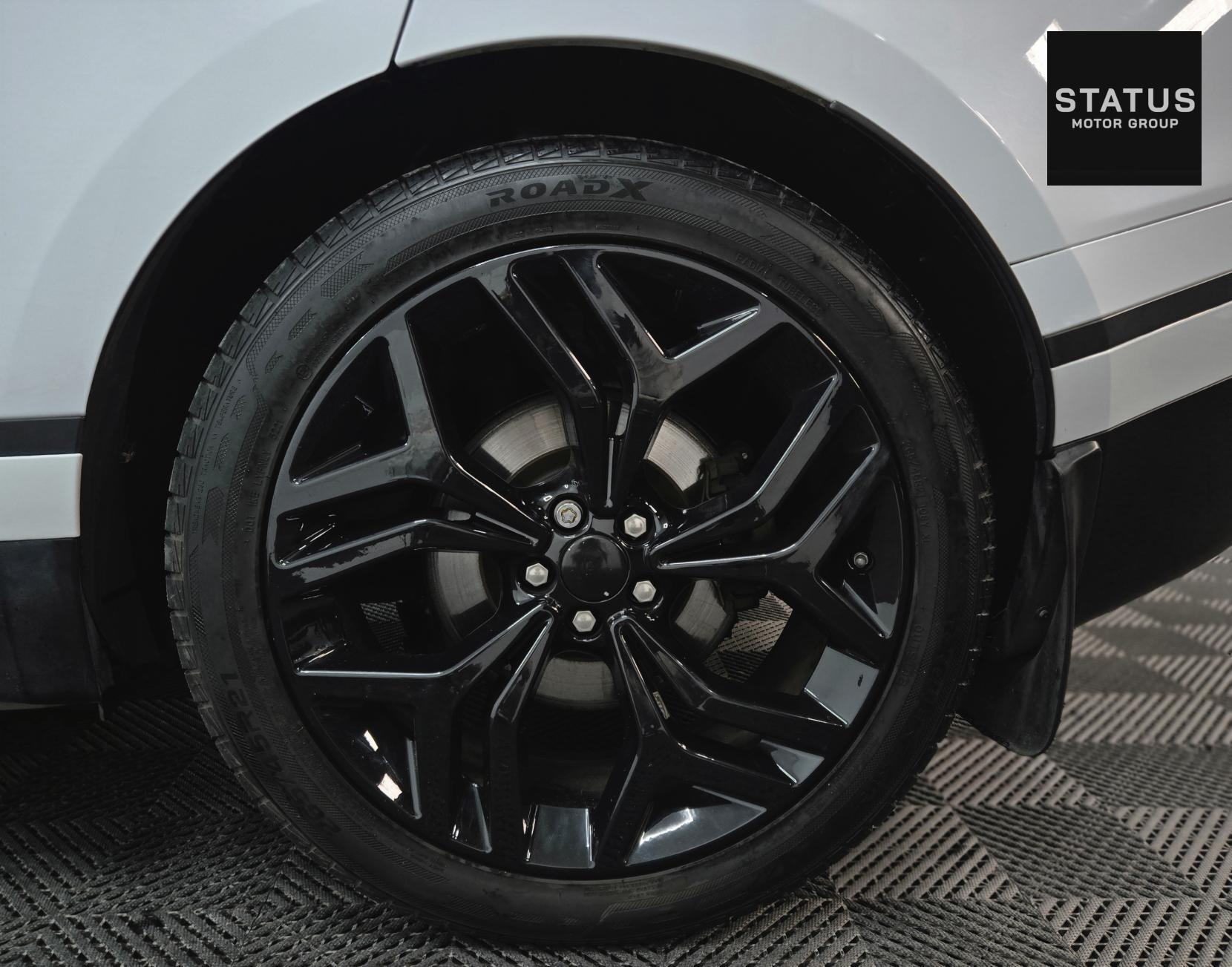 Land Rover Range Rover Velar 2.0 D240 S SUV 5dr Diesel Auto 4WD Euro 6 (s/s) (240 ps)