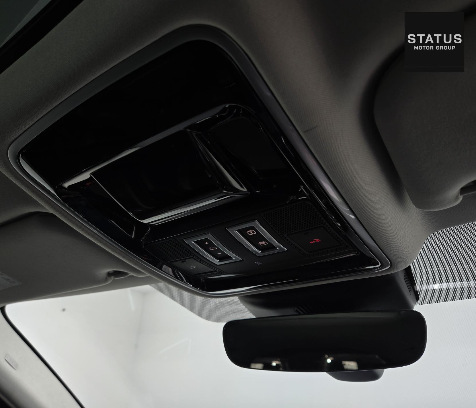 Land Rover Range Rover Velar 2.0 D240 S SUV 5dr Diesel Auto 4WD Euro 6 (s/s) (240 ps)