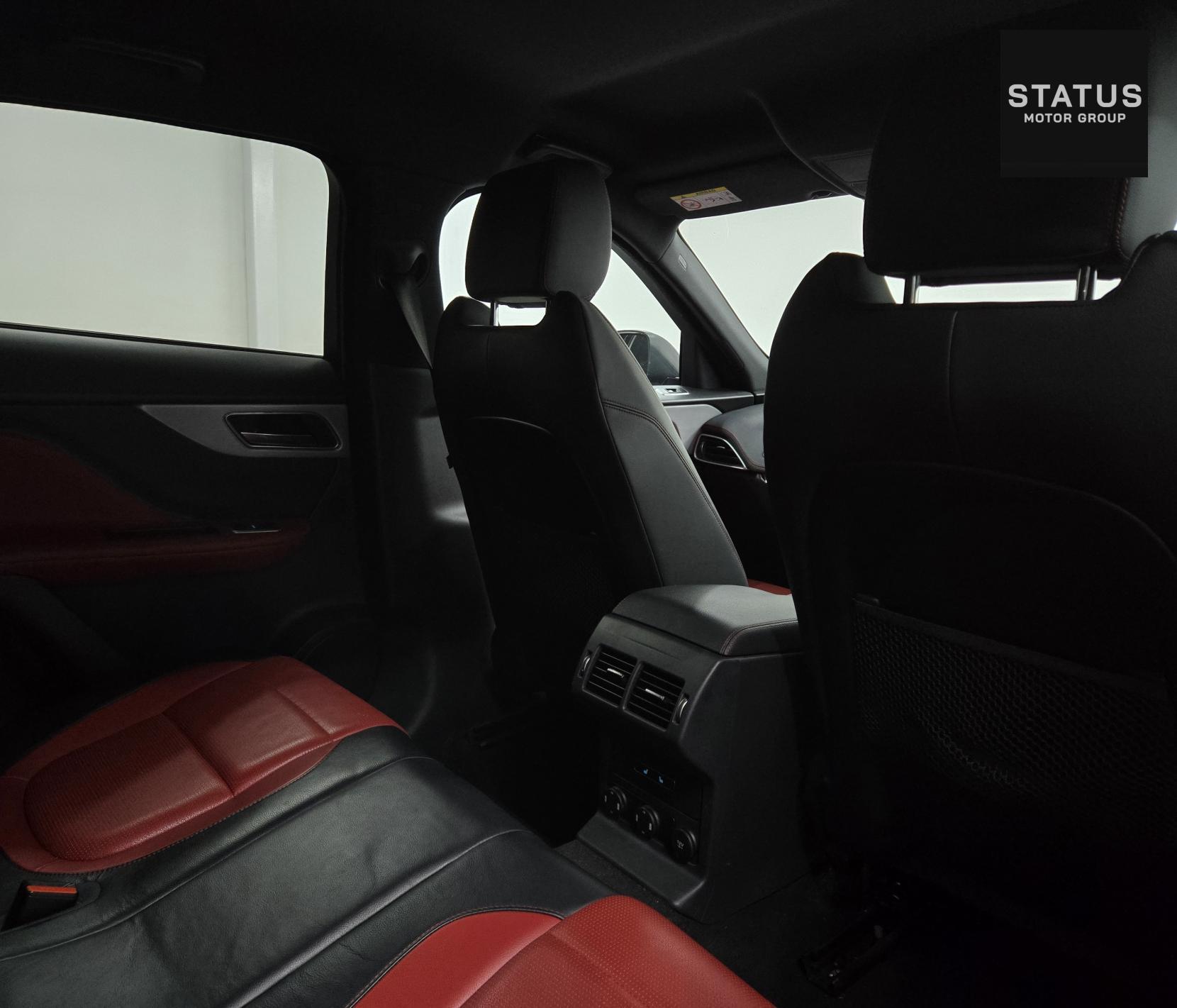 Jaguar F-PACE 2.0 D180 R-Sport SUV 5dr Diesel Auto AWD Euro 6 (s/s) (180 ps)