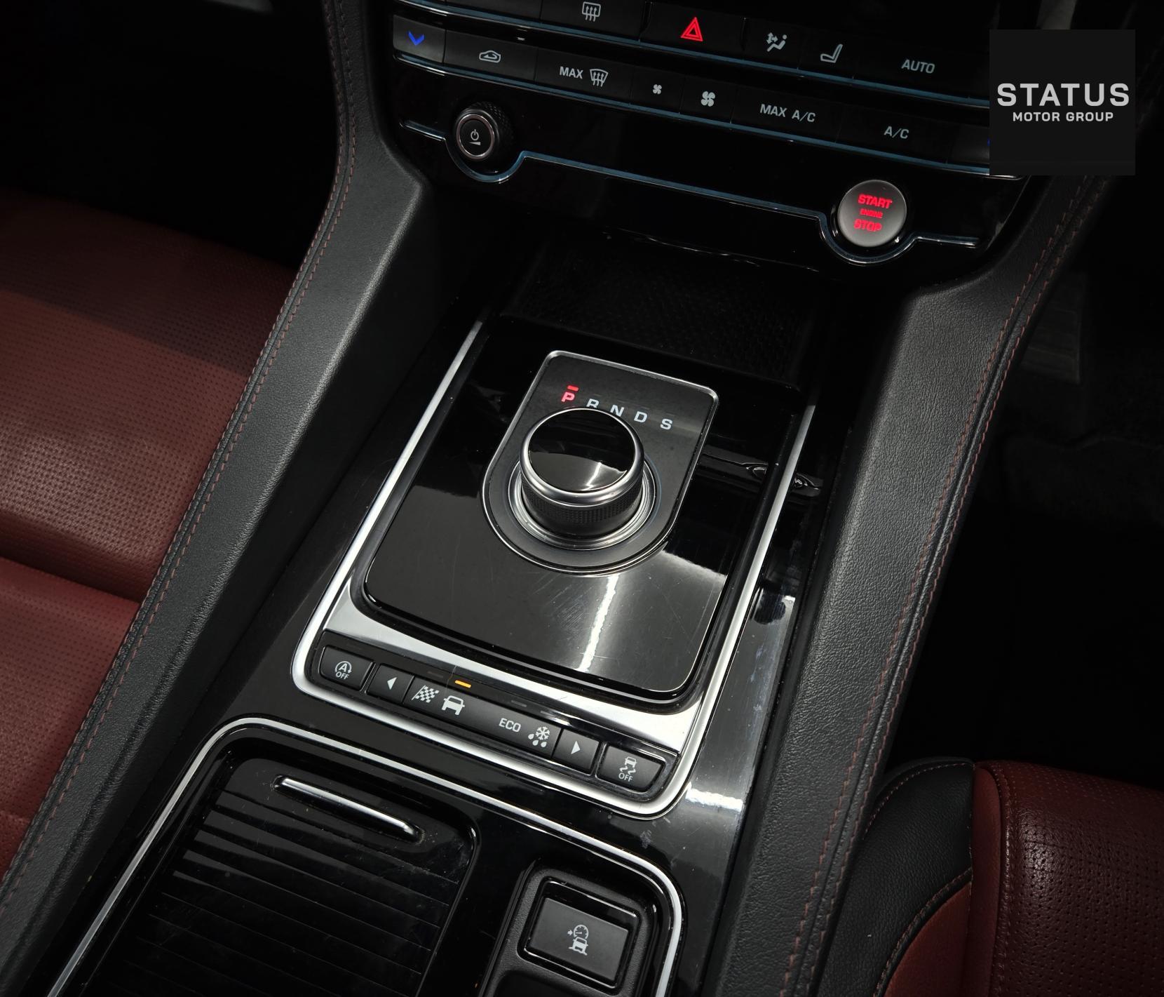 Jaguar F-PACE 2.0 D180 R-Sport SUV 5dr Diesel Auto AWD Euro 6 (s/s) (180 ps)