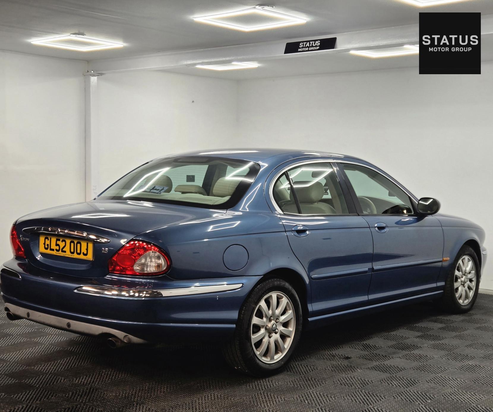 Jaguar X-Type 2.5 V6 SE Saloon 4dr Petrol Automatic (AWD) (244 g/km, 194 bhp)