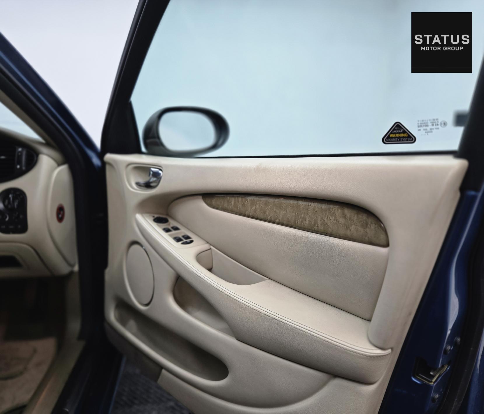 Jaguar X-Type 2.5 V6 SE Saloon 4dr Petrol Automatic (AWD) (244 g/km, 194 bhp)