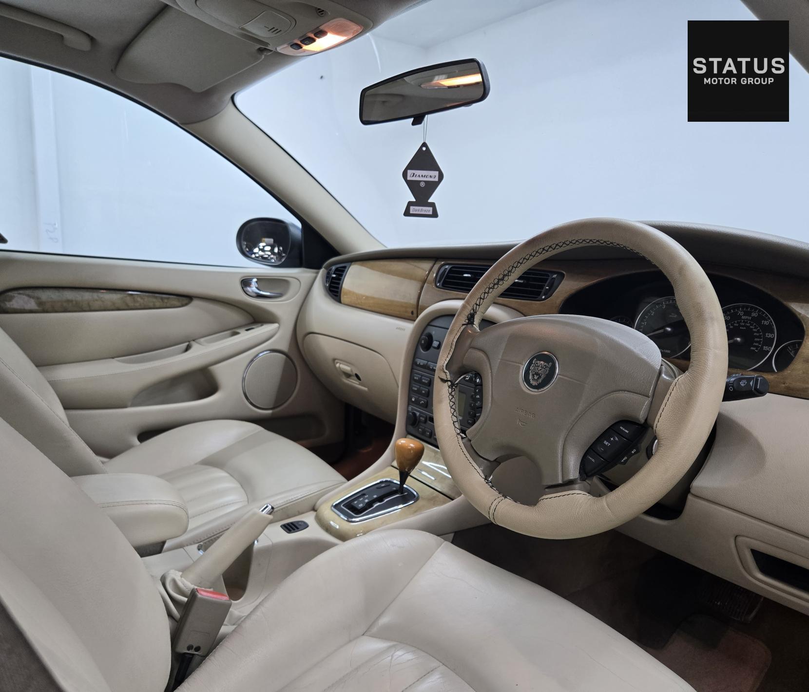 Jaguar X-Type 2.5 V6 SE Saloon 4dr Petrol Automatic (AWD) (244 g/km, 194 bhp)