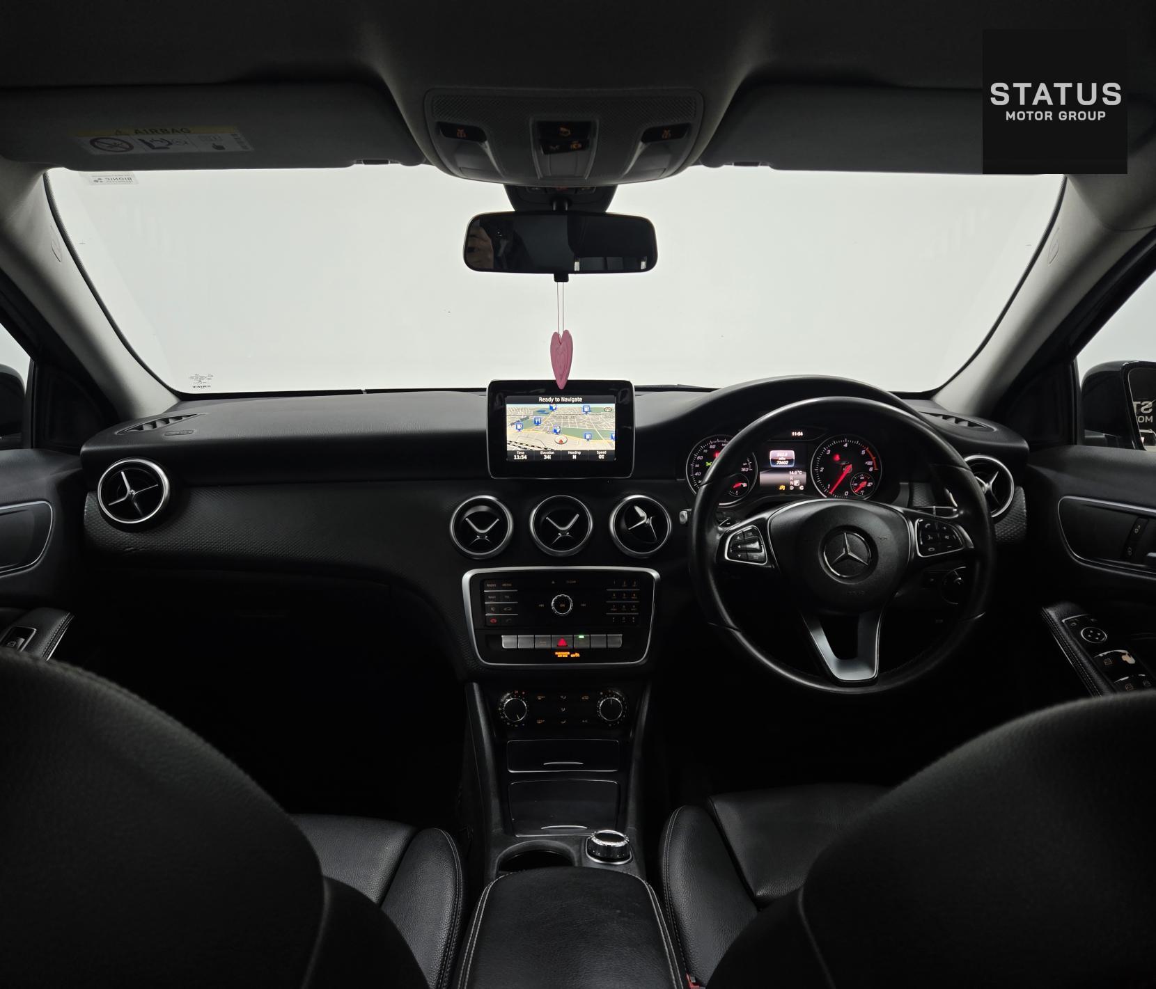 Mercedes-Benz A Class 2.1 A200d SE Hatchback 5dr Diesel 7G-DCT Euro 6 (s/s) (136 ps)