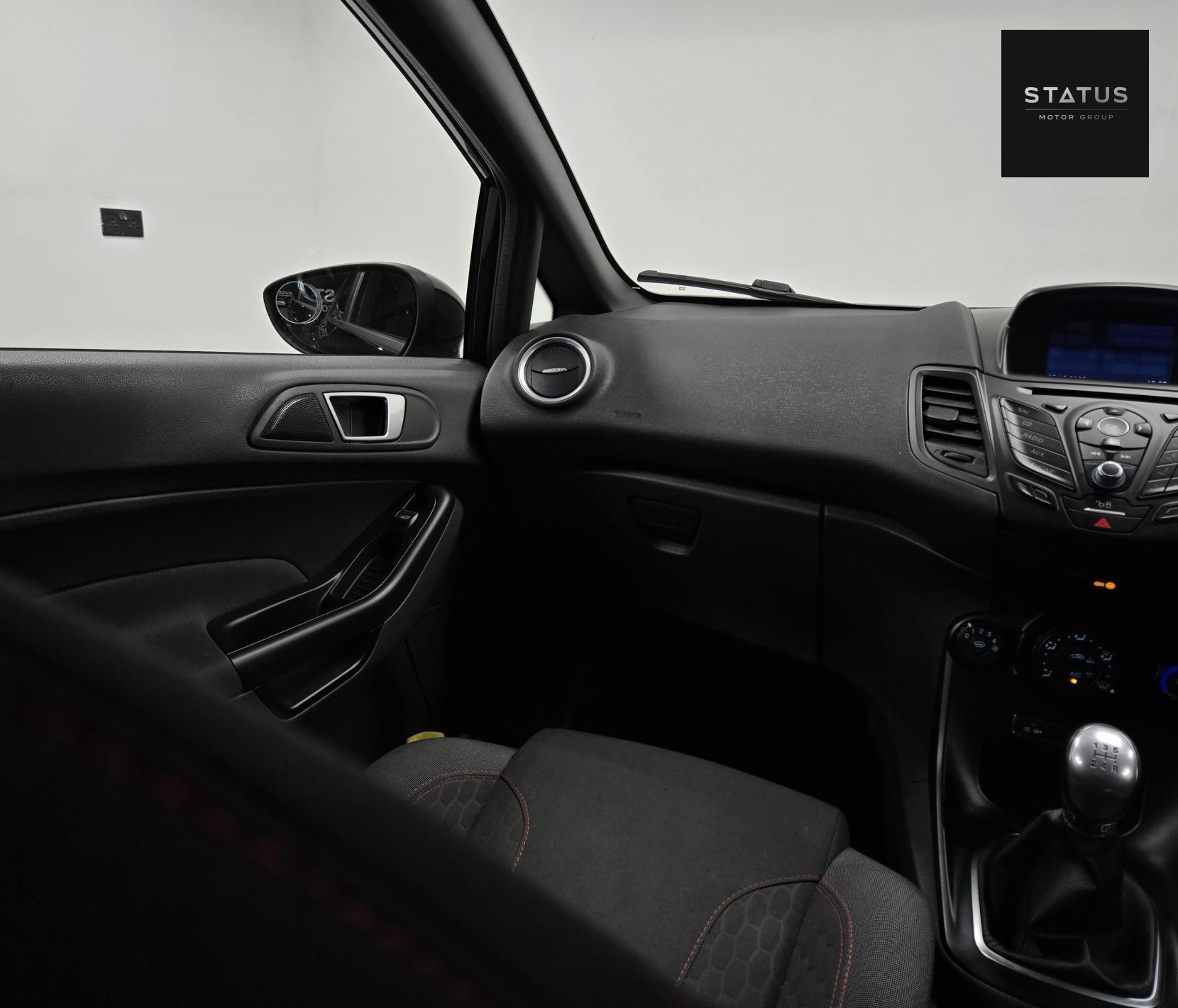 Ford Fiesta 1.0T EcoBoost ST-Line Hatchback 5dr Petrol Manual Euro 6 (s/s) (100 ps)