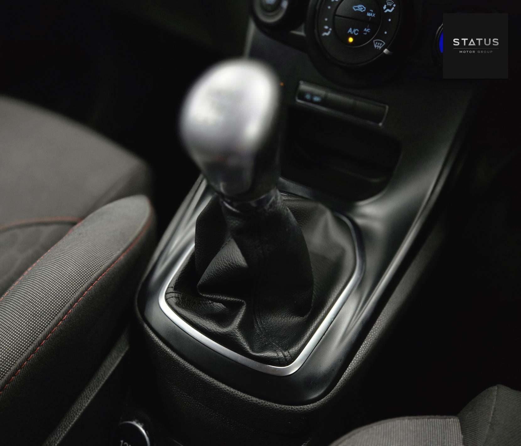 Ford Fiesta 1.0T EcoBoost ST-Line Hatchback 5dr Petrol Manual Euro 6 (s/s) (100 ps)