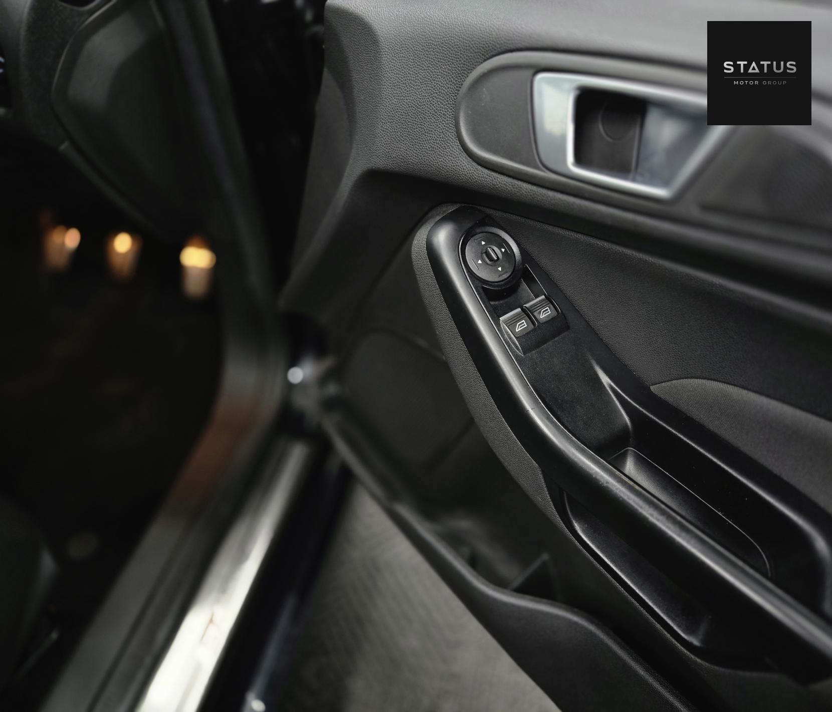 Ford Fiesta 1.0T EcoBoost ST-Line Hatchback 5dr Petrol Manual Euro 6 (s/s) (100 ps)