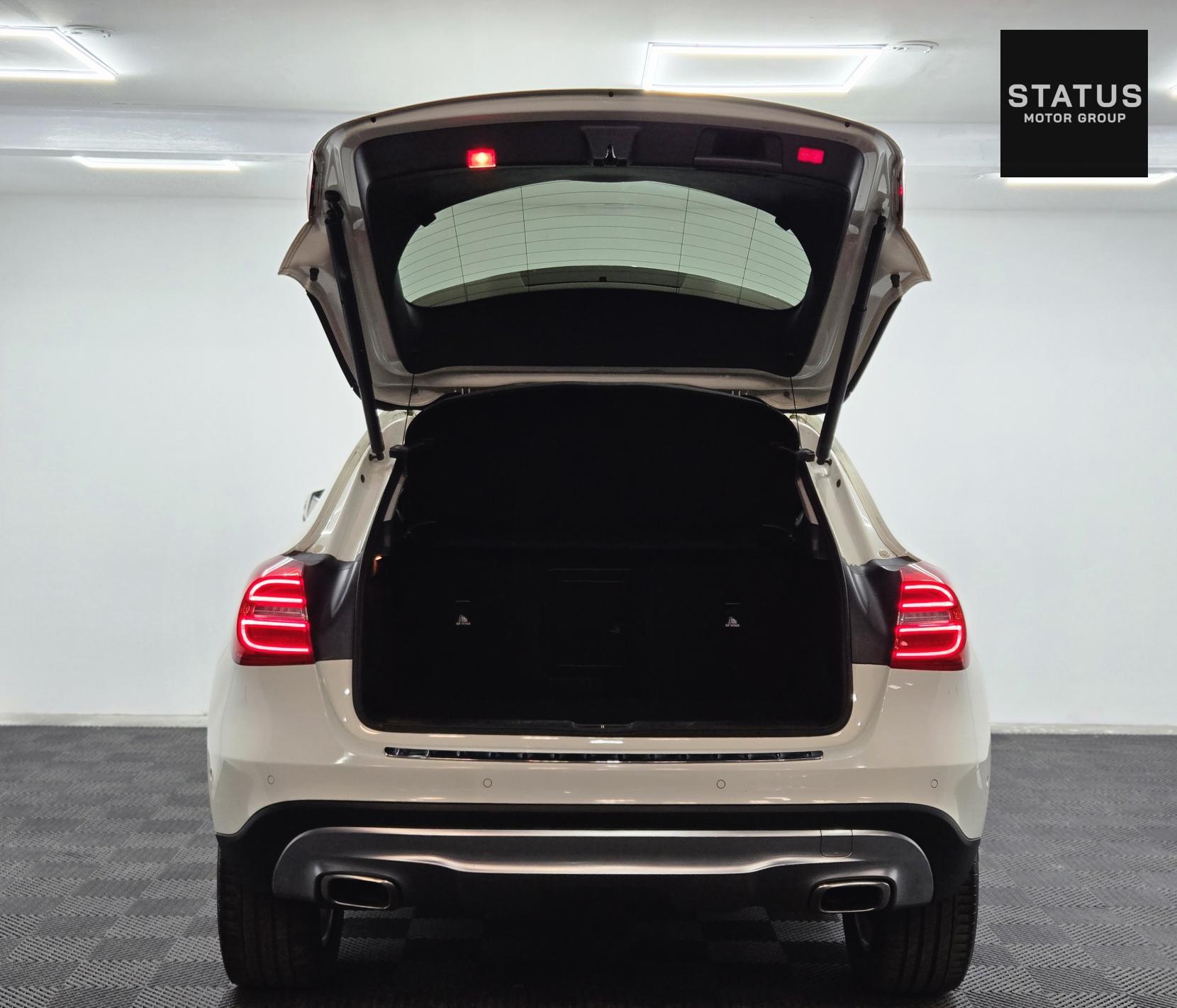 Mercedes-Benz GLA 2.1 GLA200d Sport (Premium) SUV 5dr Diesel 7G-DCT Euro 6 (s/s) (136 ps)
