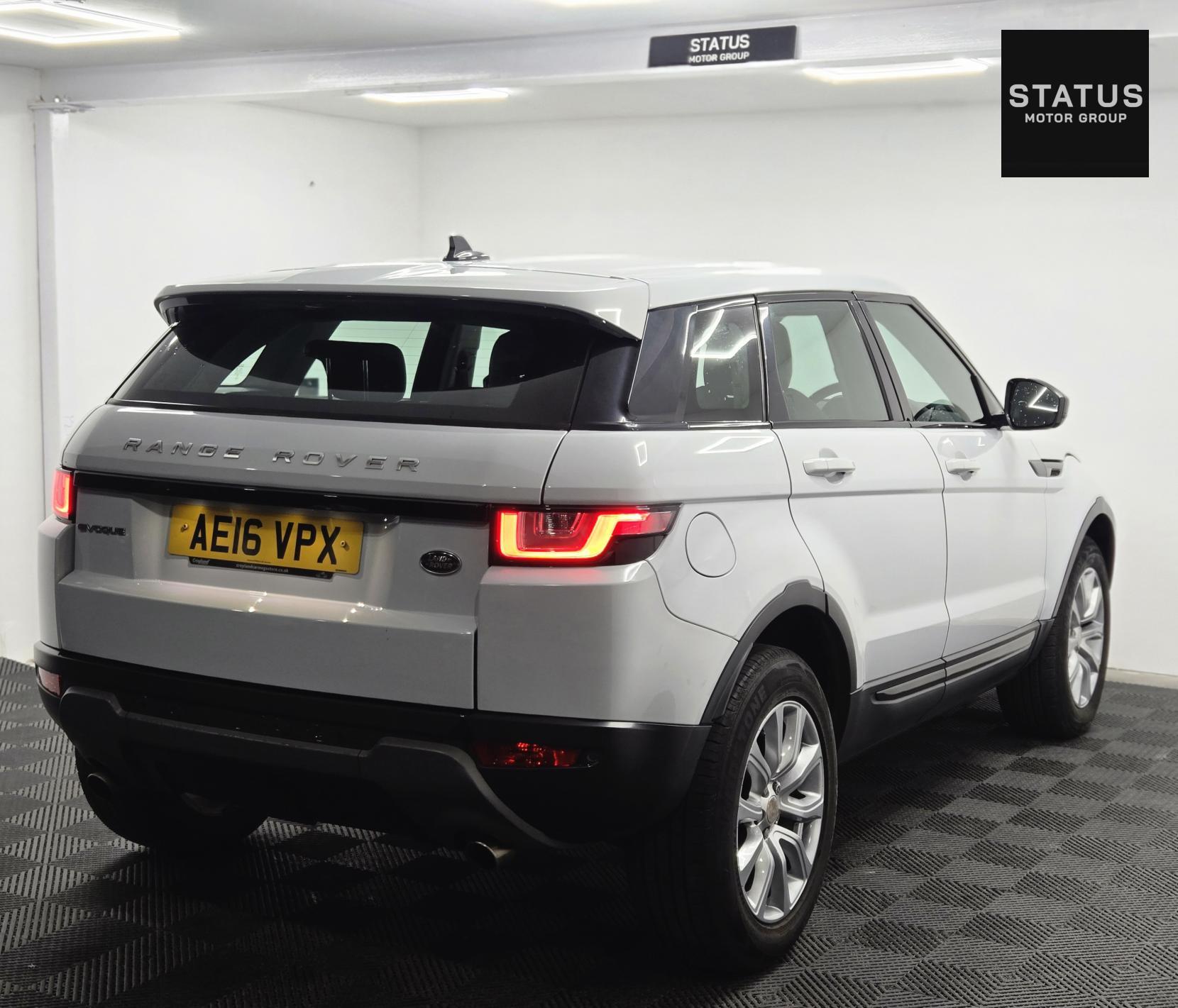 Land Rover Range Rover Evoque 2.0 TD4 SE Tech SUV 5dr Diesel Auto 4WD Euro 6 (s/s) (180 ps)
